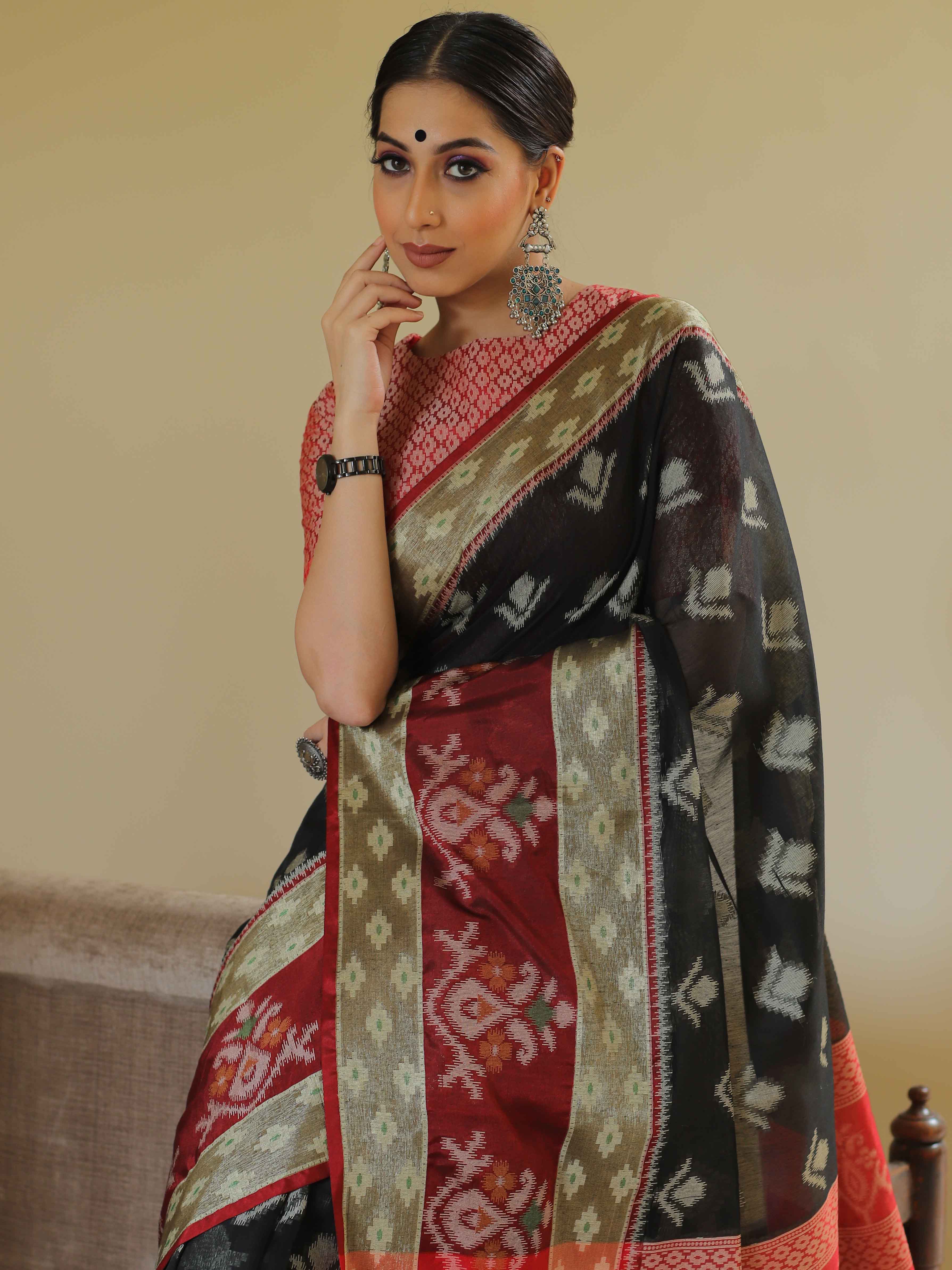 Banarasee Cotton Silk Floral Buta Ikkat Weaving Saree-Black