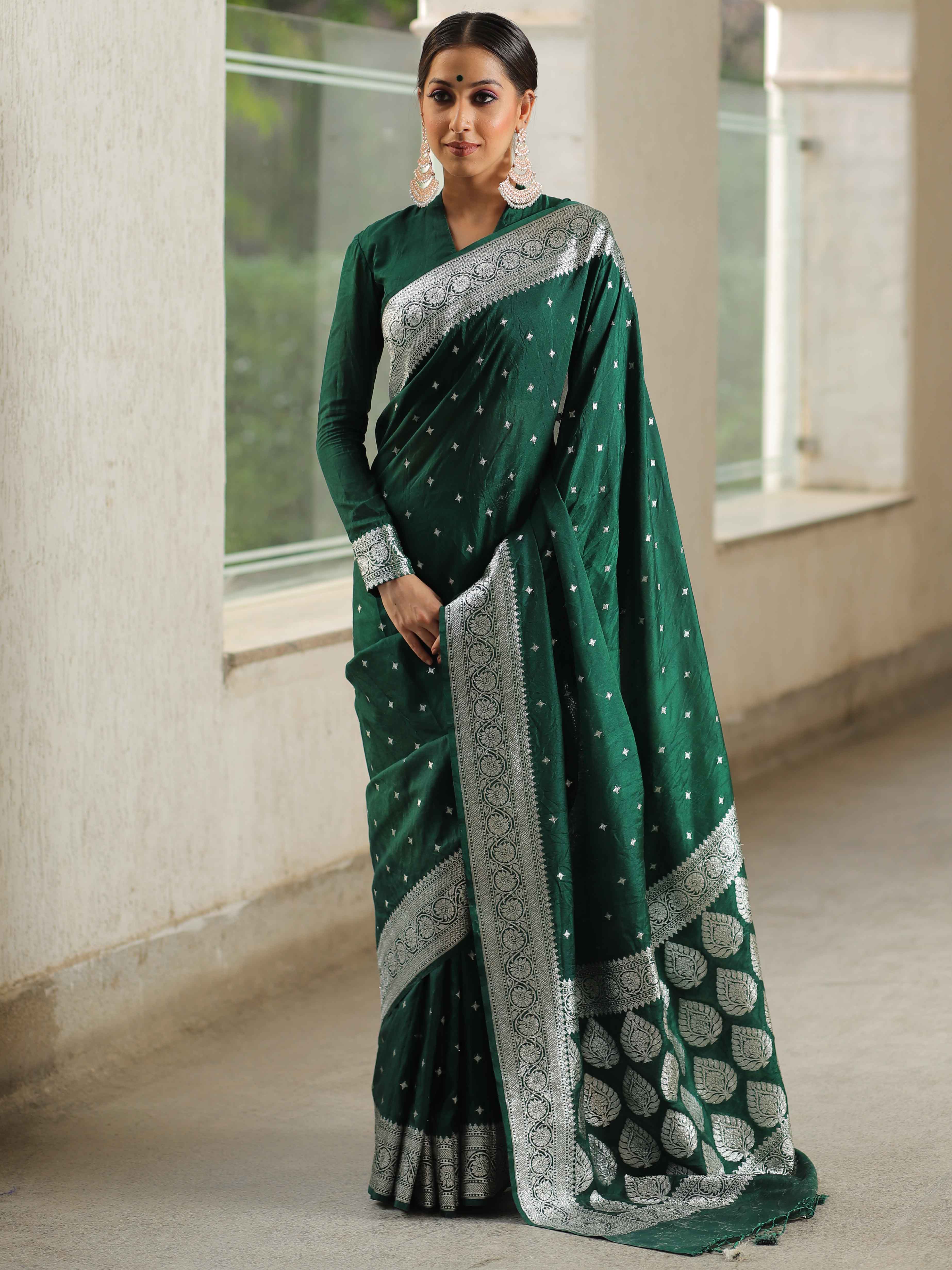 Banarasee Handwoven Faux Georgette Saree With Silver Zari Star Buti Design-Green