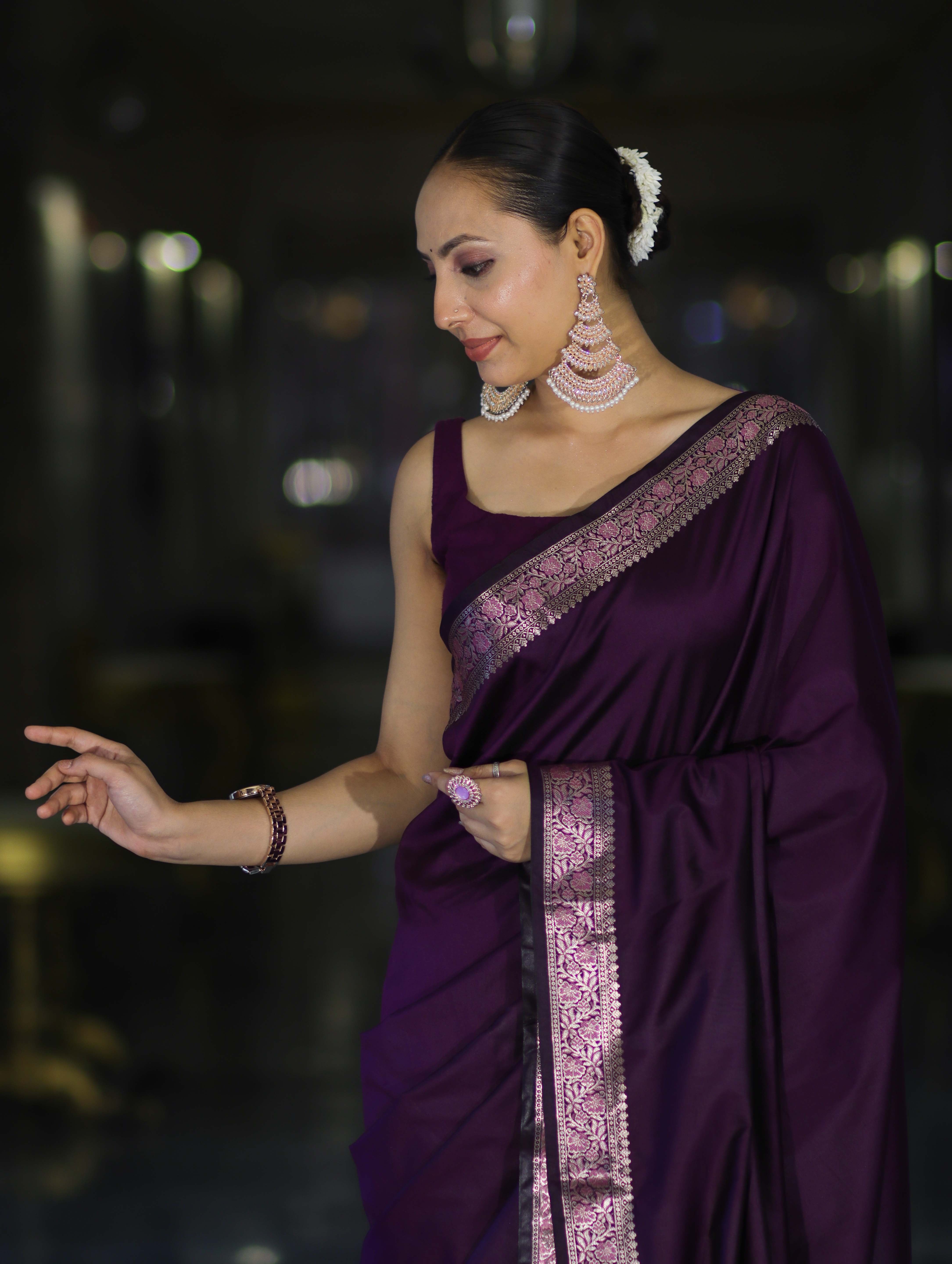 Banarasee Handloom Semi Silk Plain Saree With Floral Zari Border-Violet