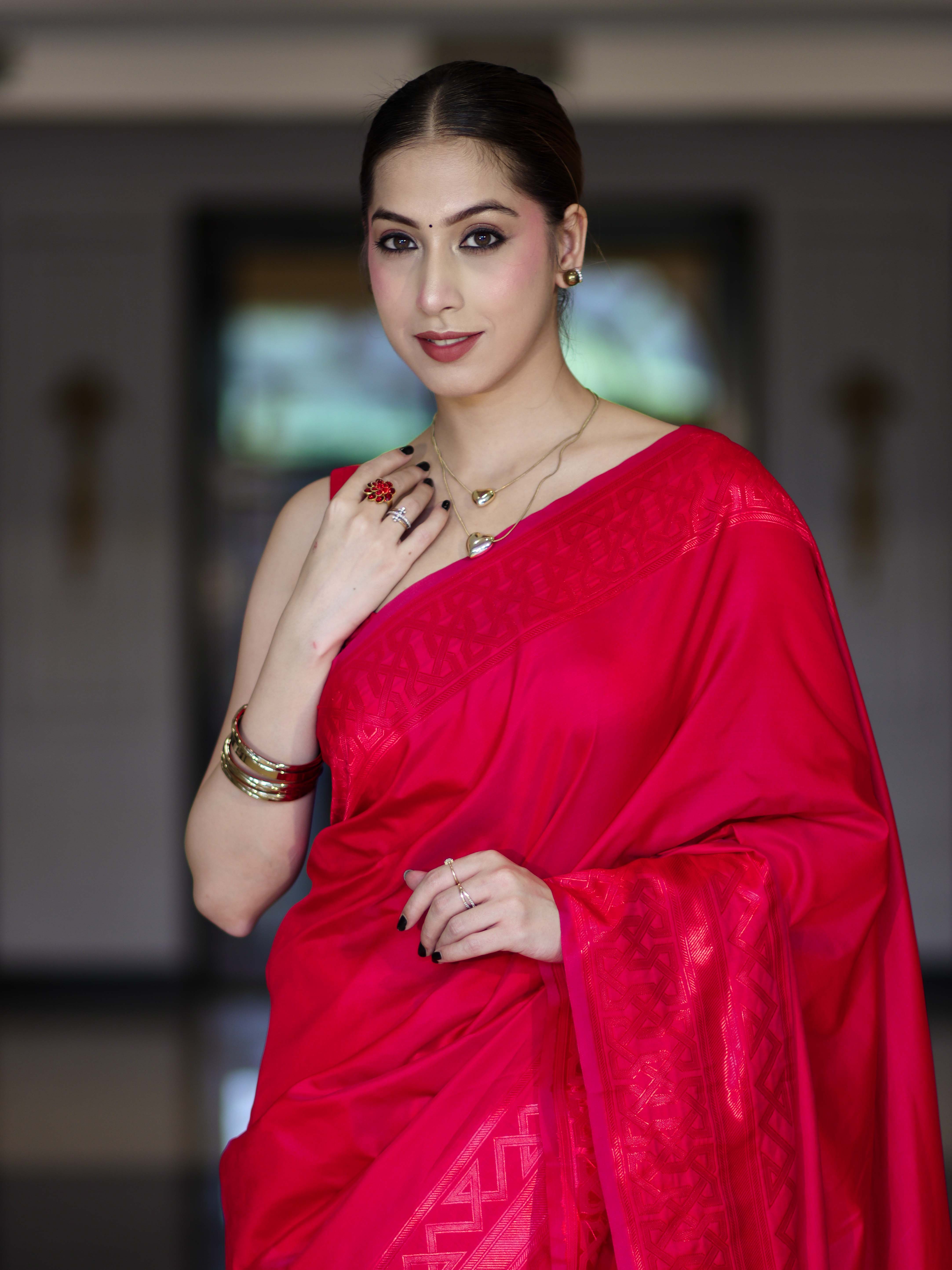 Banarasee Dual Tone Semi Katan Saree With Self Weaving Resham Border-Pink (Red Tone)