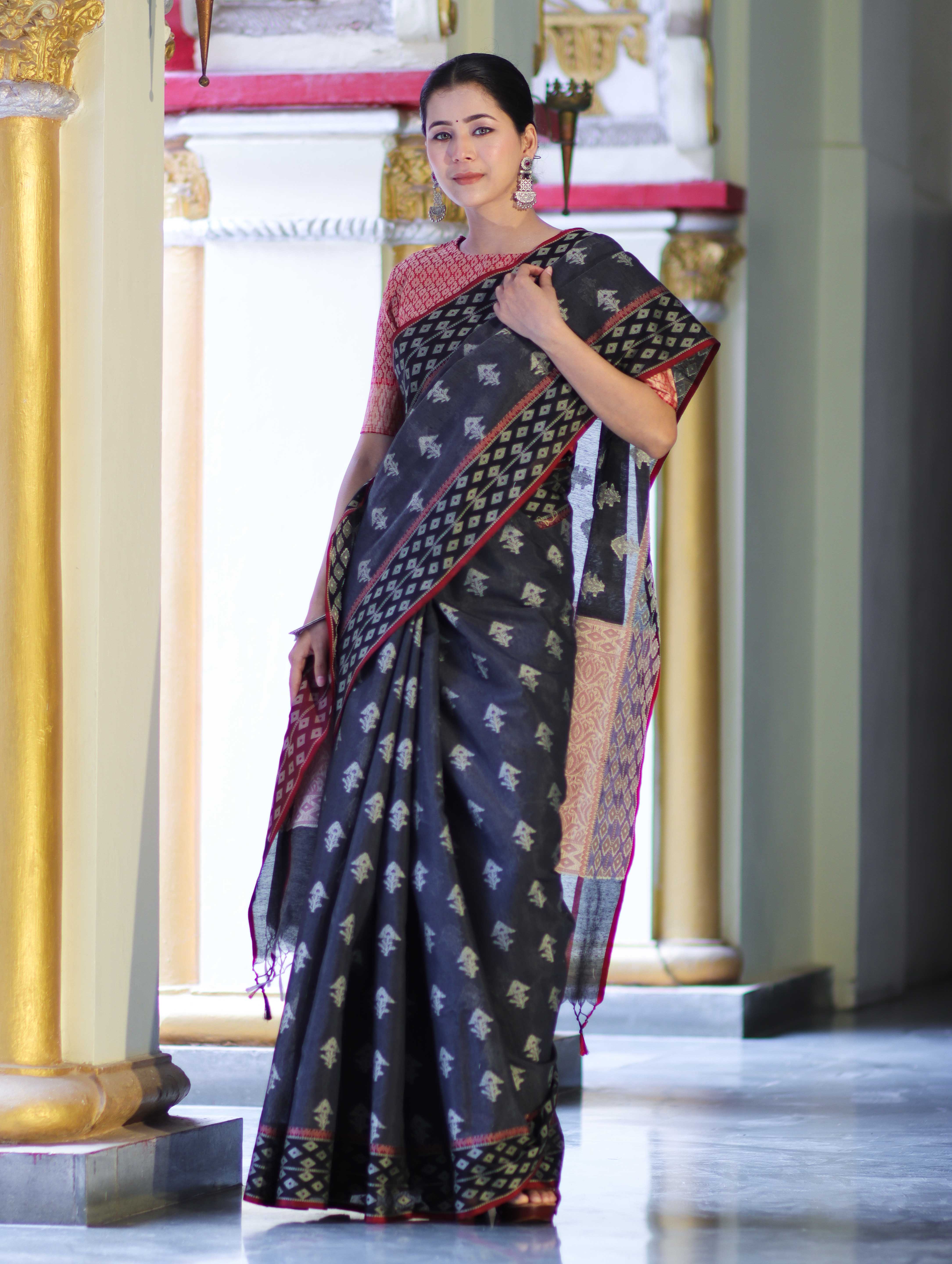 Banarasee Handloom Cotton Silk Saree With Resham Work & Contrast Border-Grey & Black