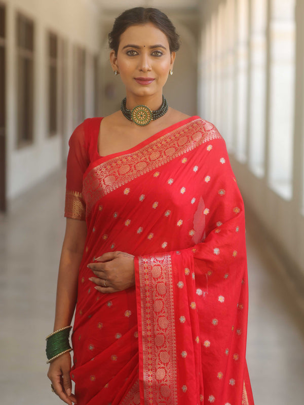 Banarasee Handwoven Semi Silk Saree With Zari Buti Design-Red