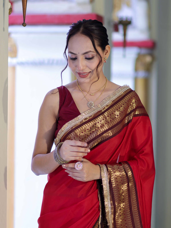 Banarasee Handloom Semi Silk Plain Saree With Contrast Border & Lace-Red