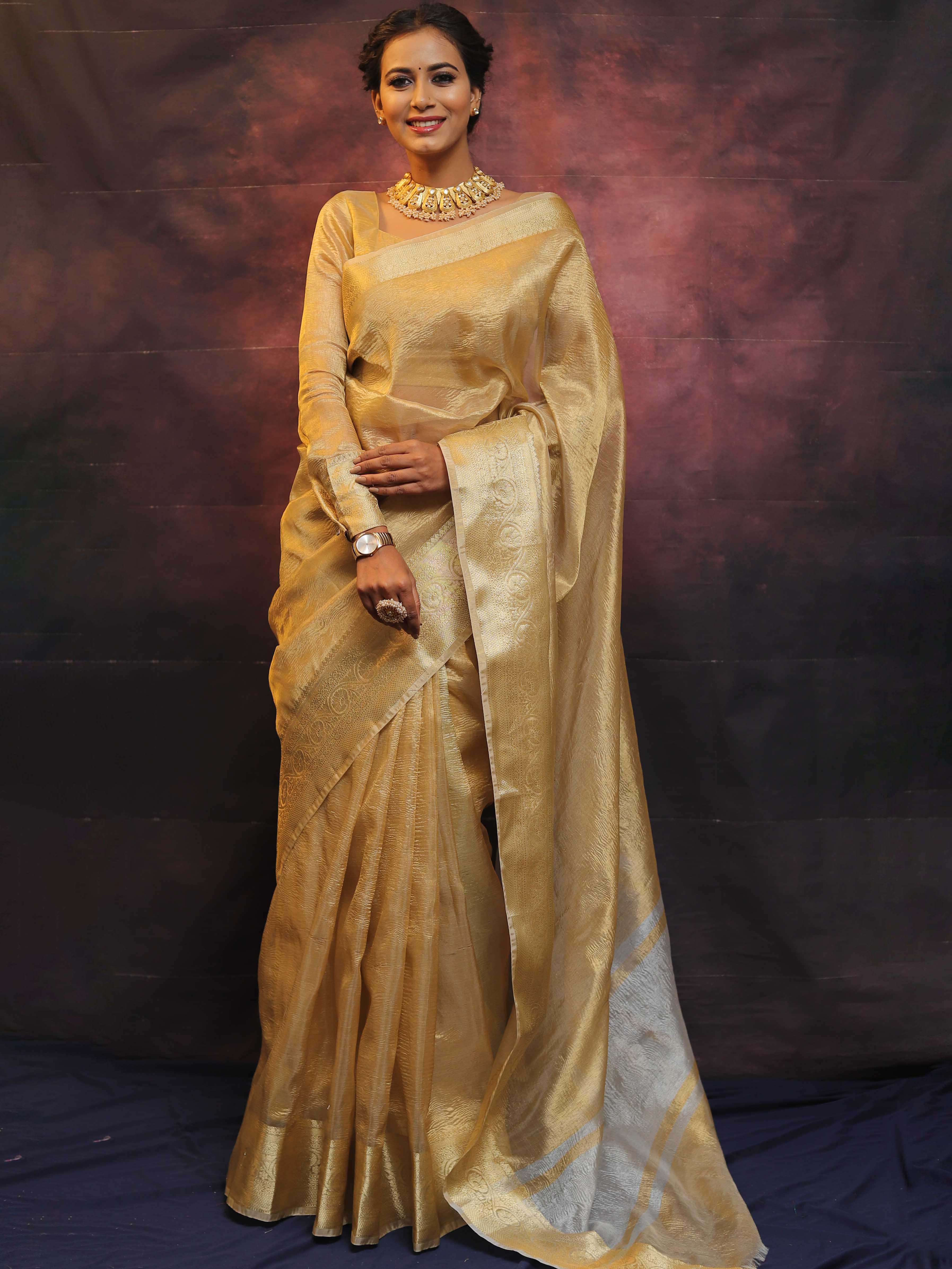 Banarasee Handwoven Crushed Tissue Zari Border Saree-Gold