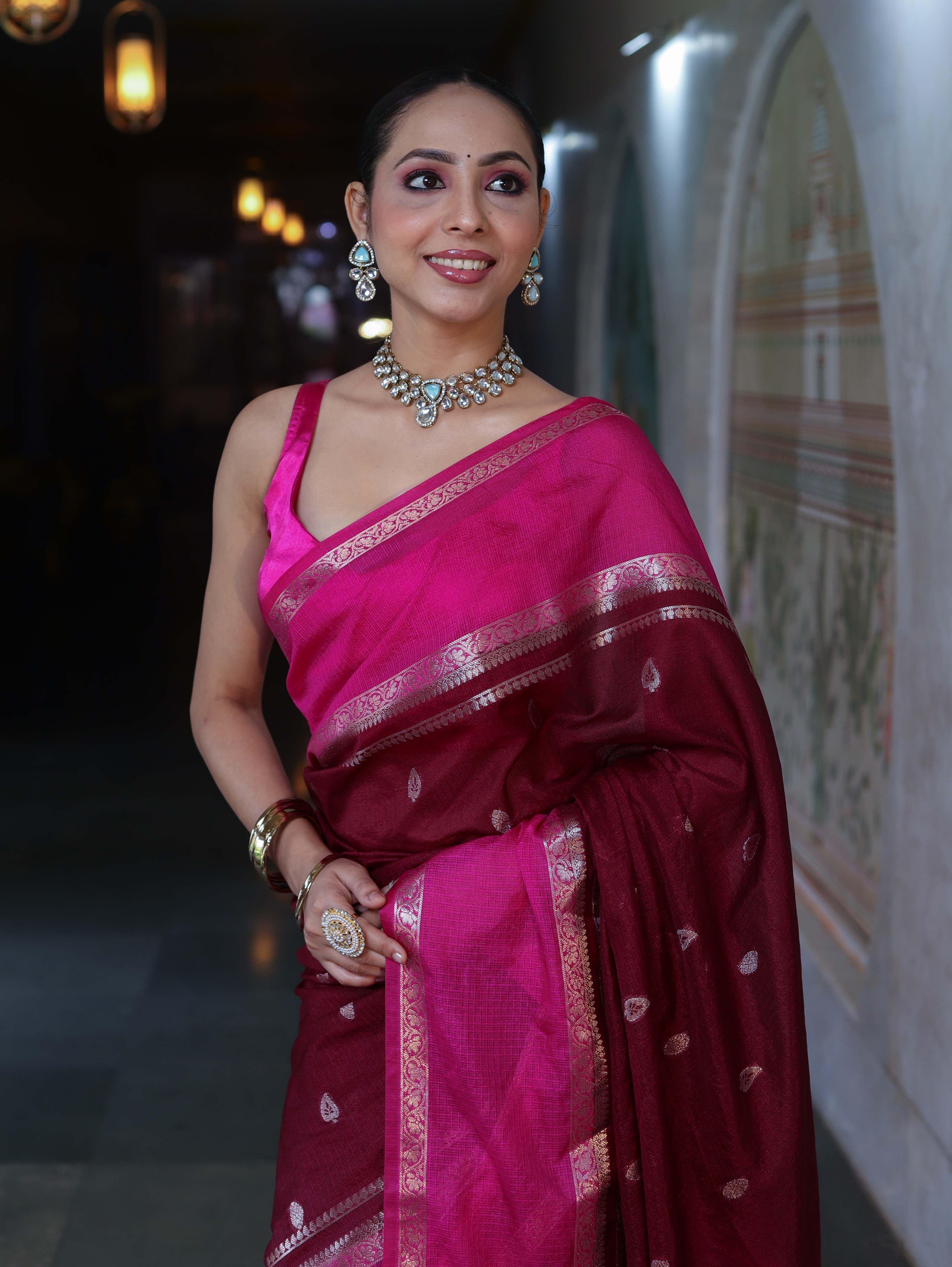 Banarasee Cotton Silk Kota Checks Saree With Buti Design & Contrast Border-Burgundy & Pink