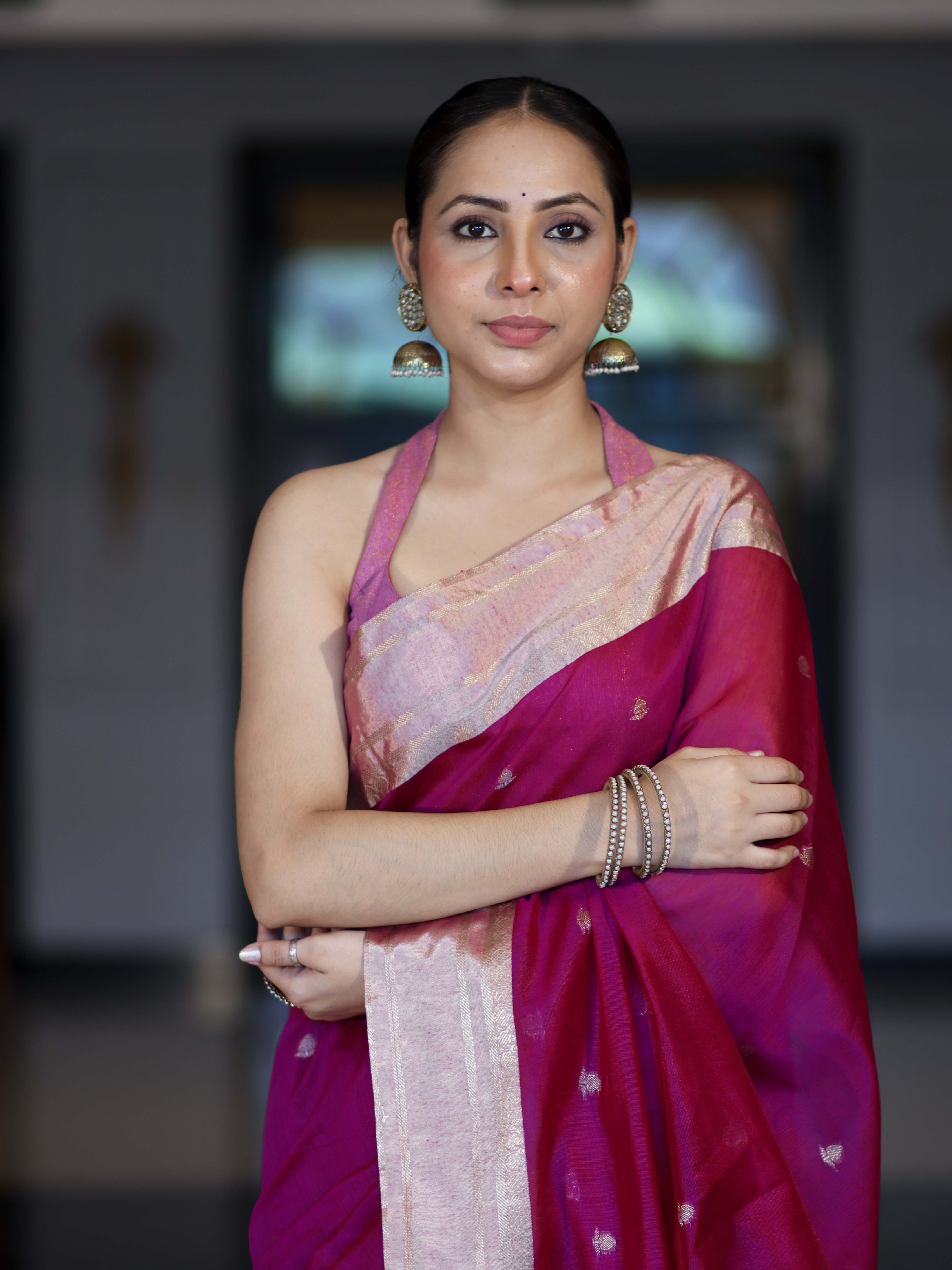 Banarasee Handloom Cotton Silk Saree With Zari Buti & Contrast Border-Magenta