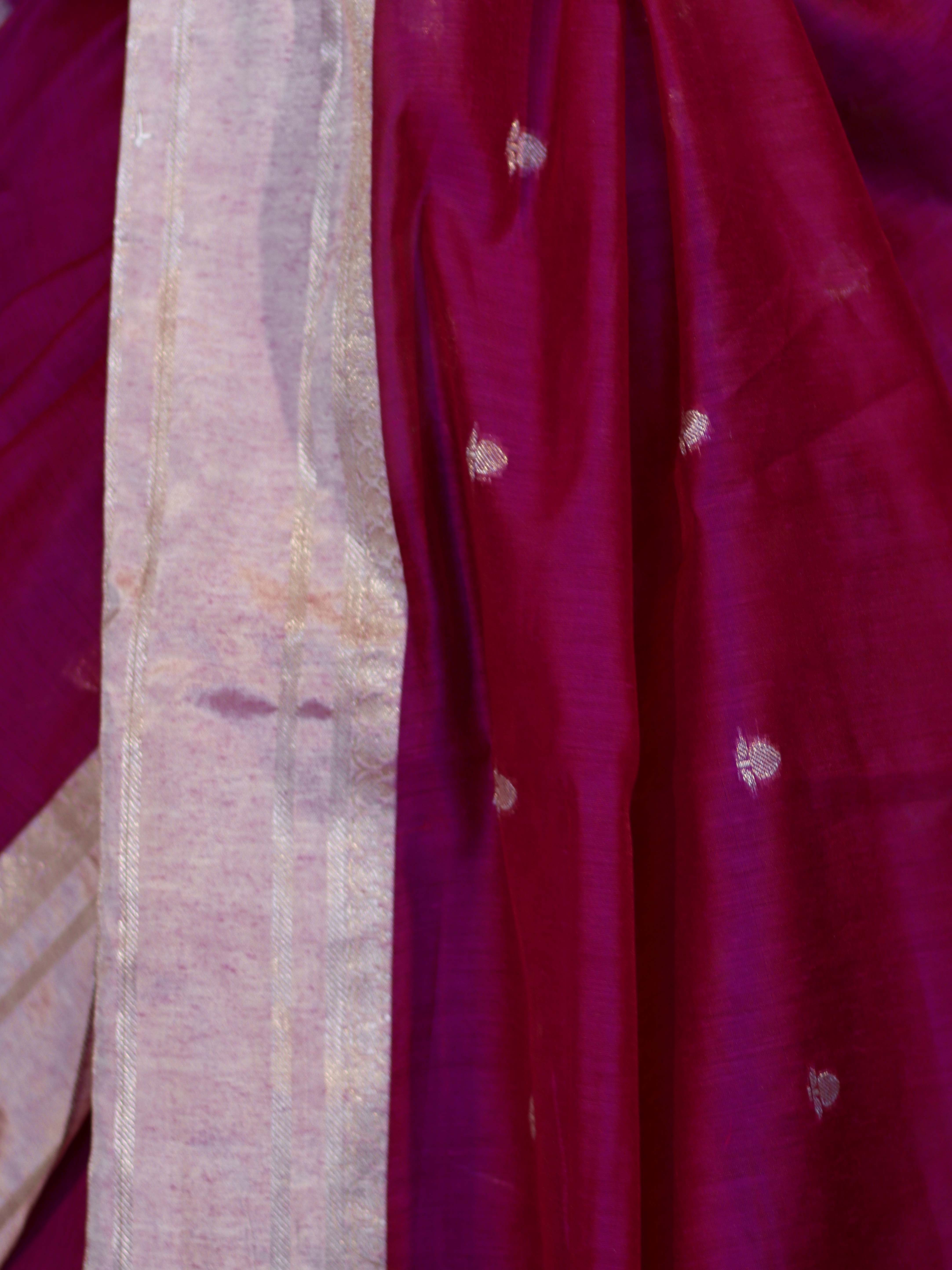 Banarasee Handloom Cotton Silk Saree With Zari Buti & Contrast Border-Magenta