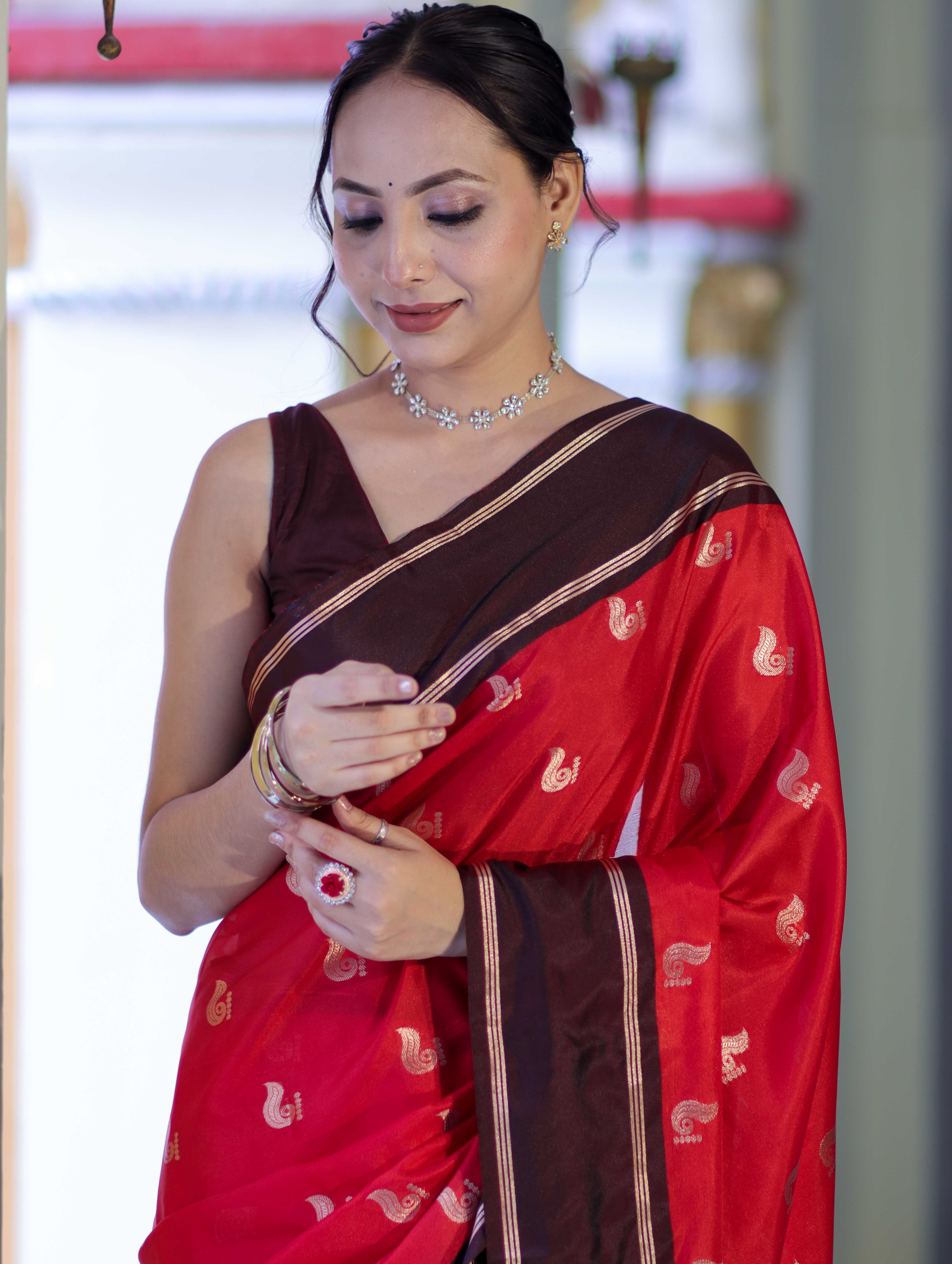 Banarasee Handloom Semi Silk Saree With Buti Design & Contrast Border-Red & Brown