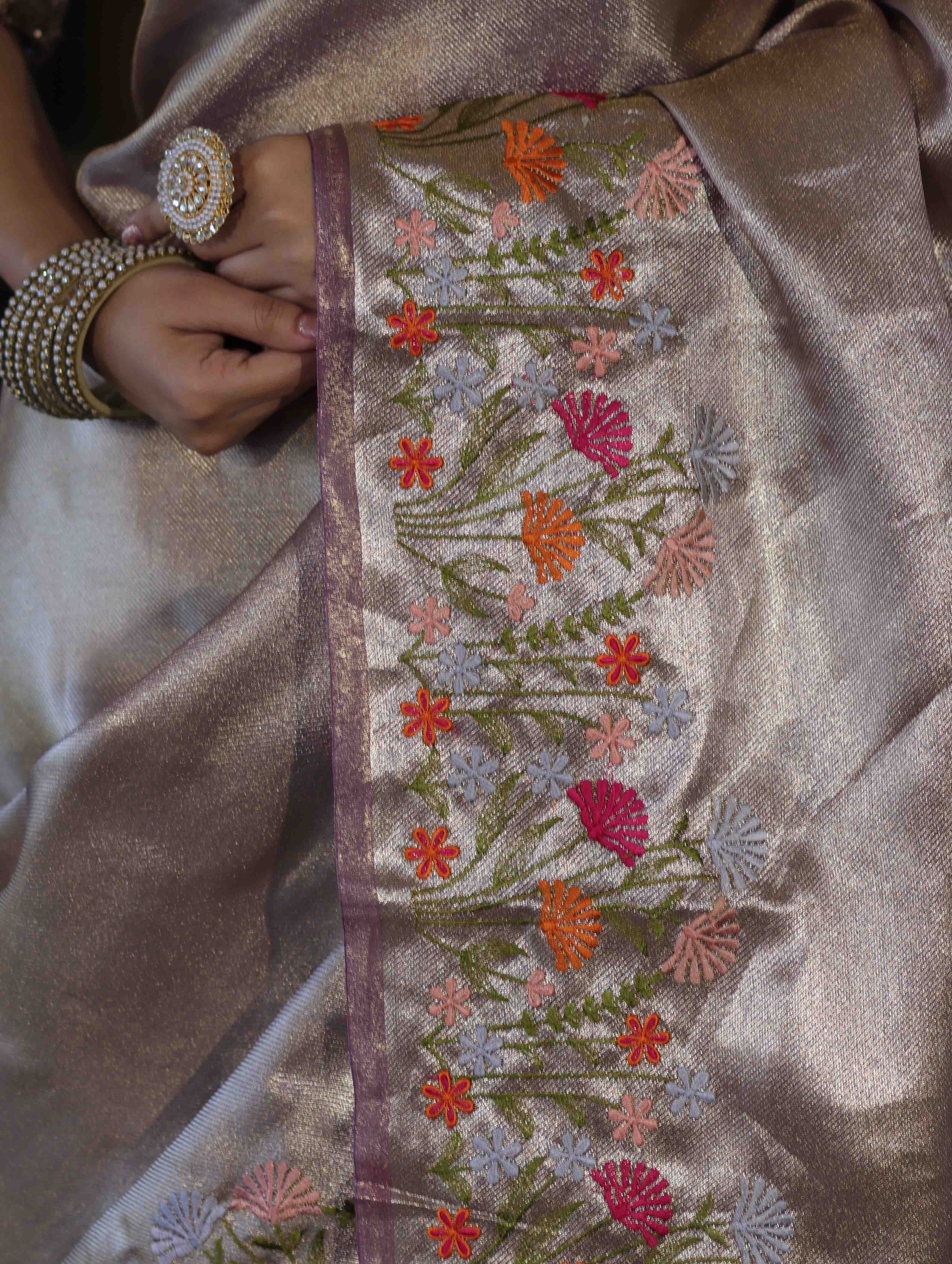 Banarasee Handwoven Tissue Saree With Thread Embroidered Border-Purple