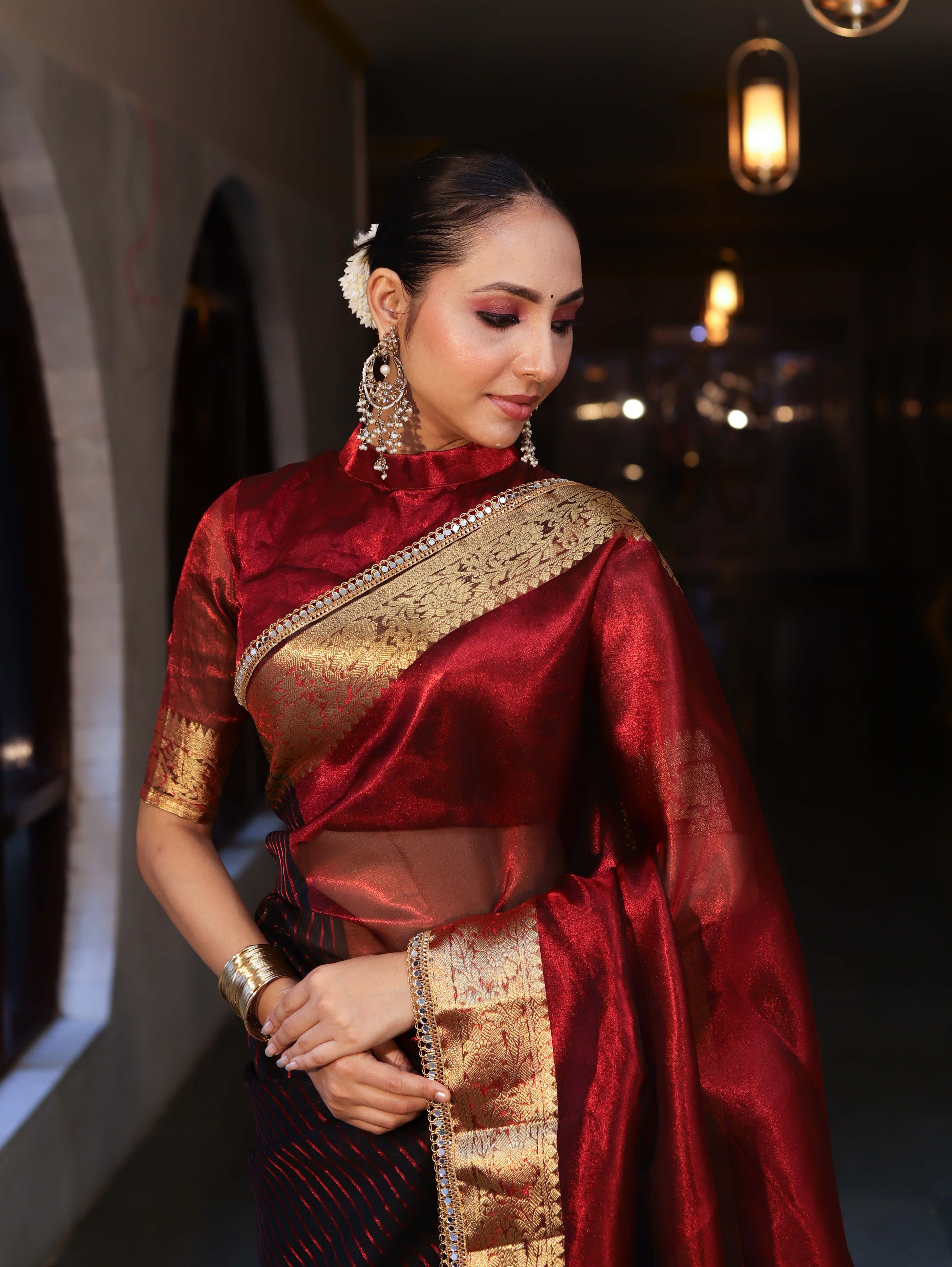 Banarasee Handwoven Dual Color Tissue Saree With Gold Zari Border & Lace-Maroon & Black