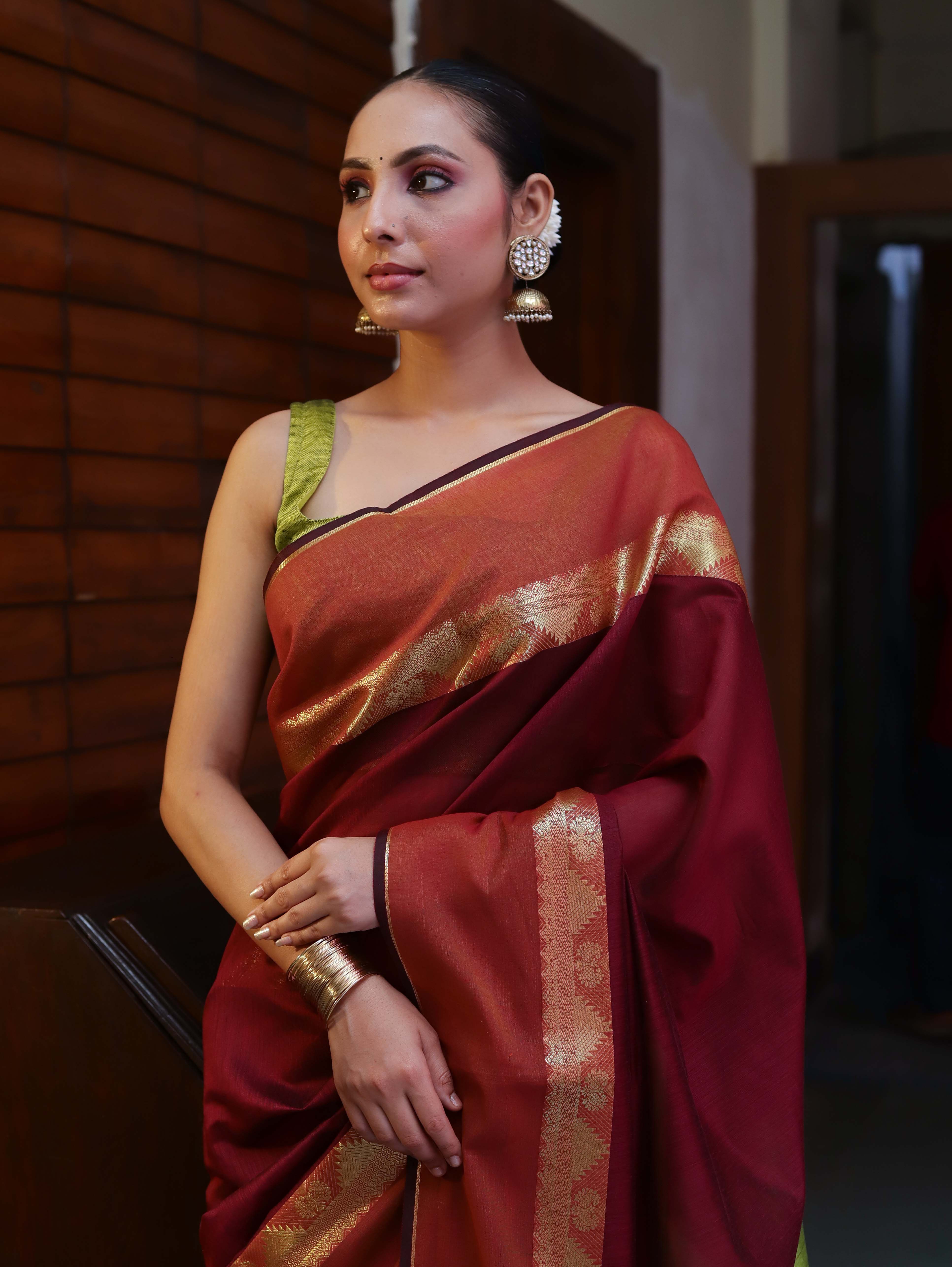 Banarasee Cotton Silk Saree With Gold Zari Border & Contrast Pallu-Burgundy & Green