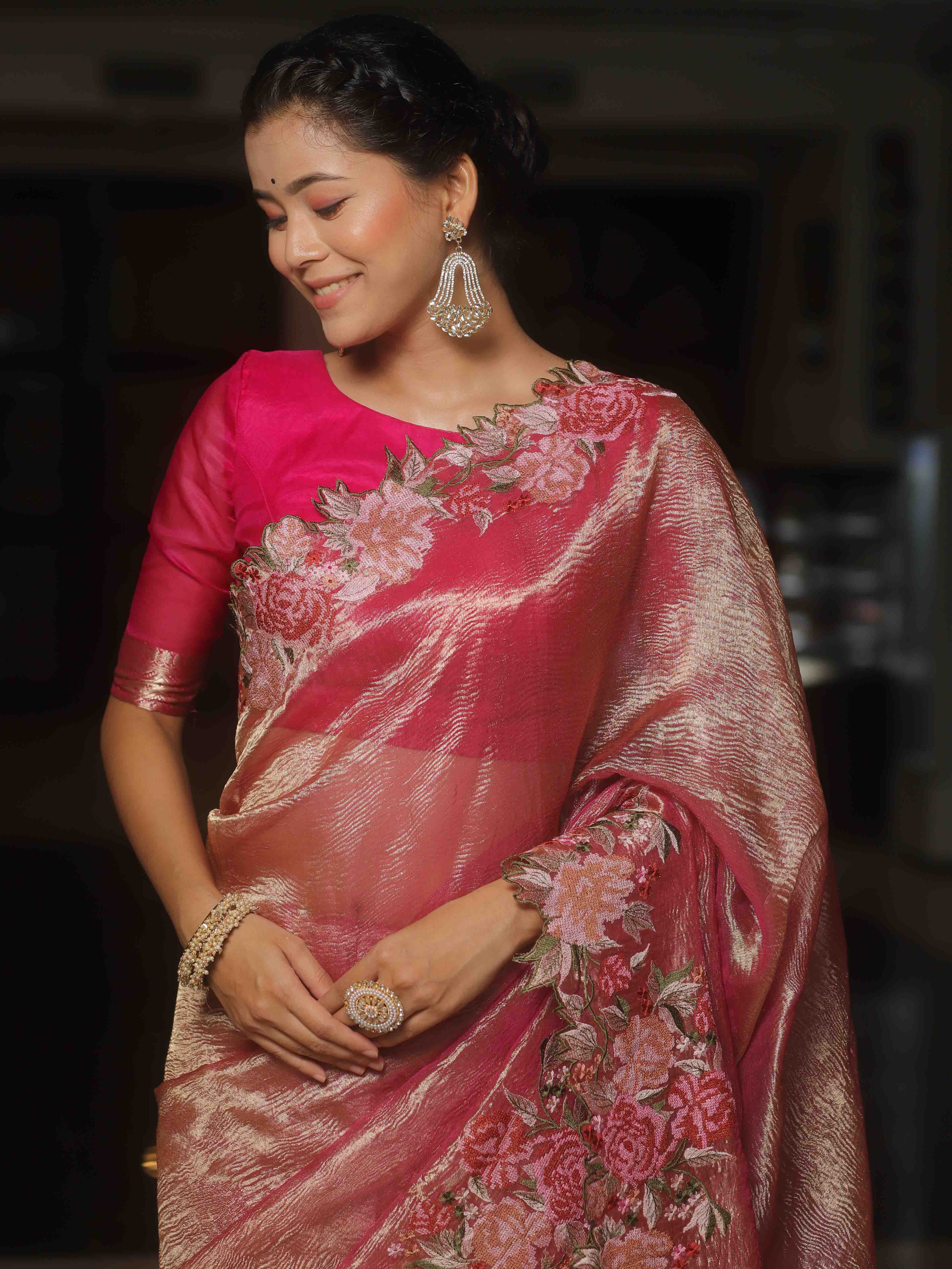 Banarasee Handwoven Crushed Tissue Saree With Embroidery Border-Pink
