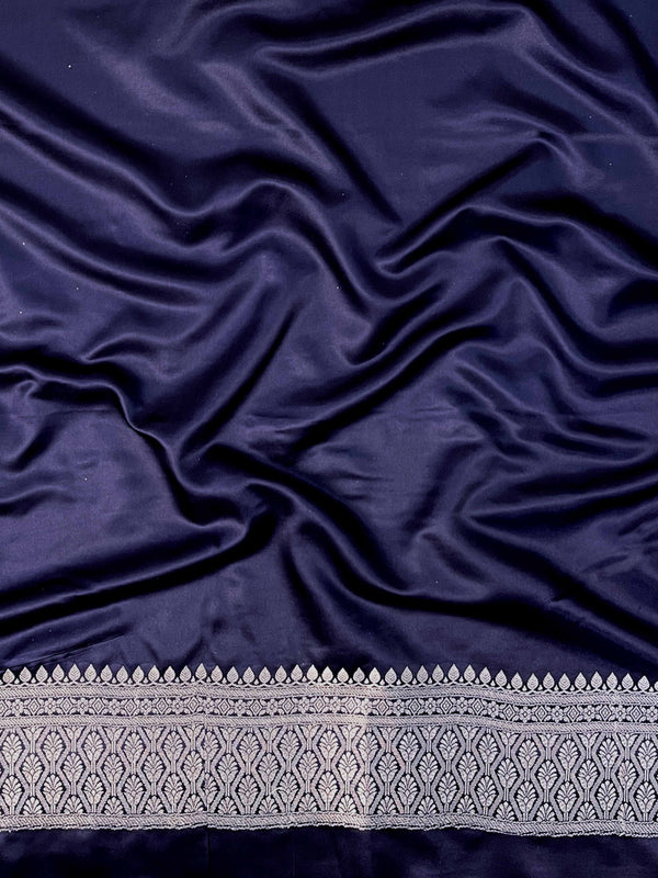 Banarasee Handloom Mashru Silk Saree With Buti Design Zari Border & Lace-Navy Blue