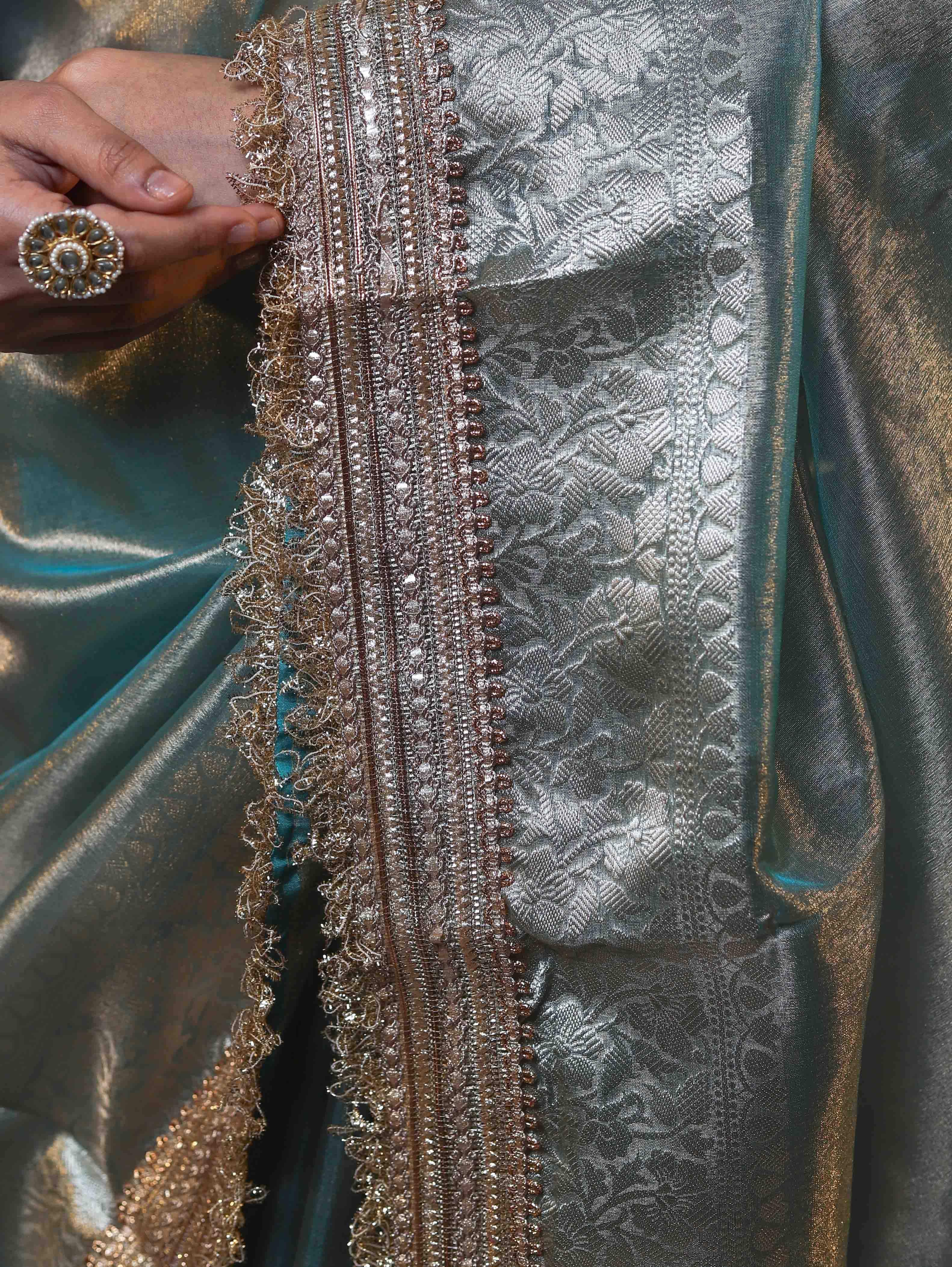 Banarasee Handwoven Plain Tissue Saree With Gold Zari Border & Lace-Sea Blue