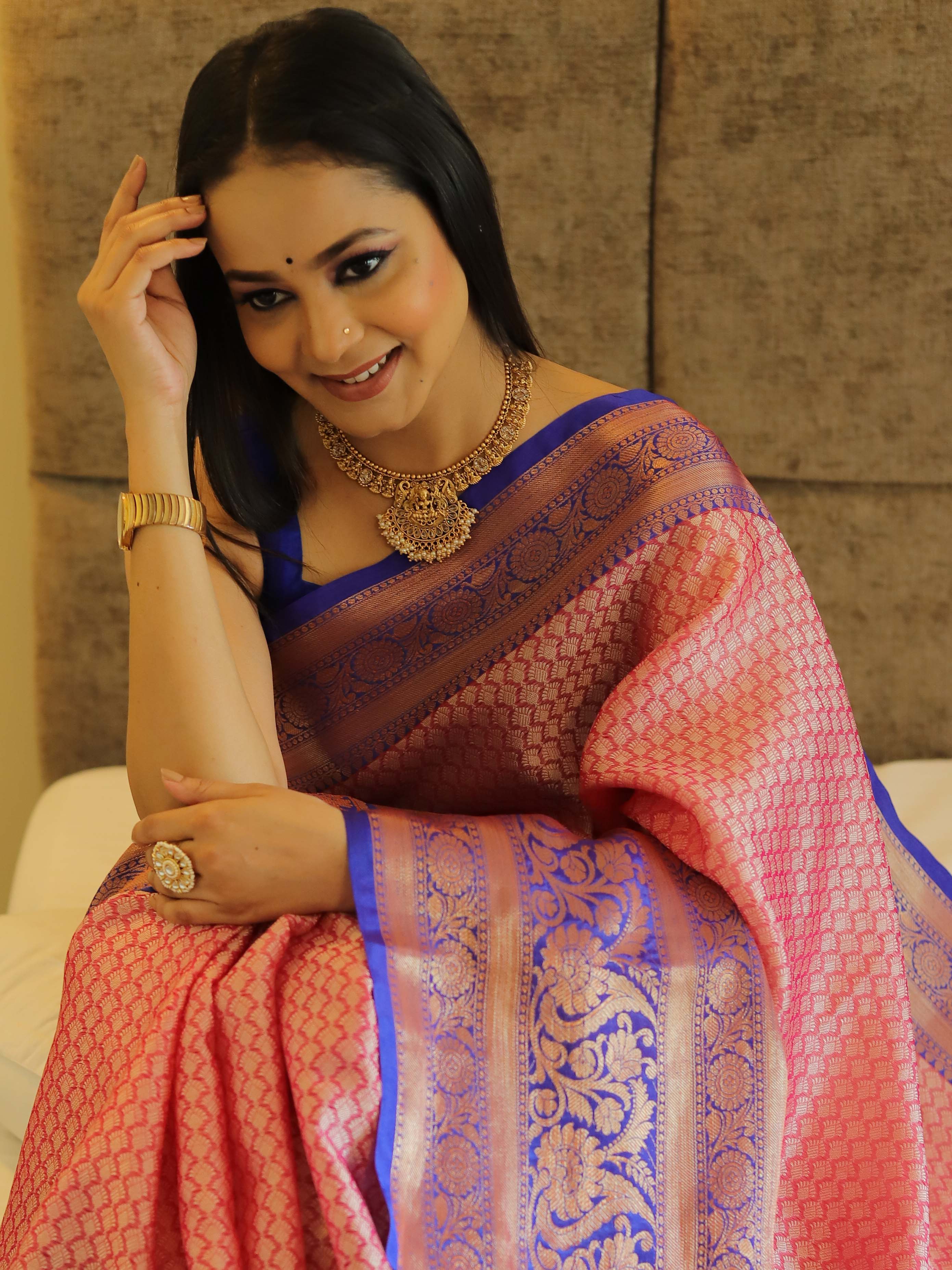 Banarasee Kora Muslin Saree With Jaal Design & Skirt Border-Peach & Blue