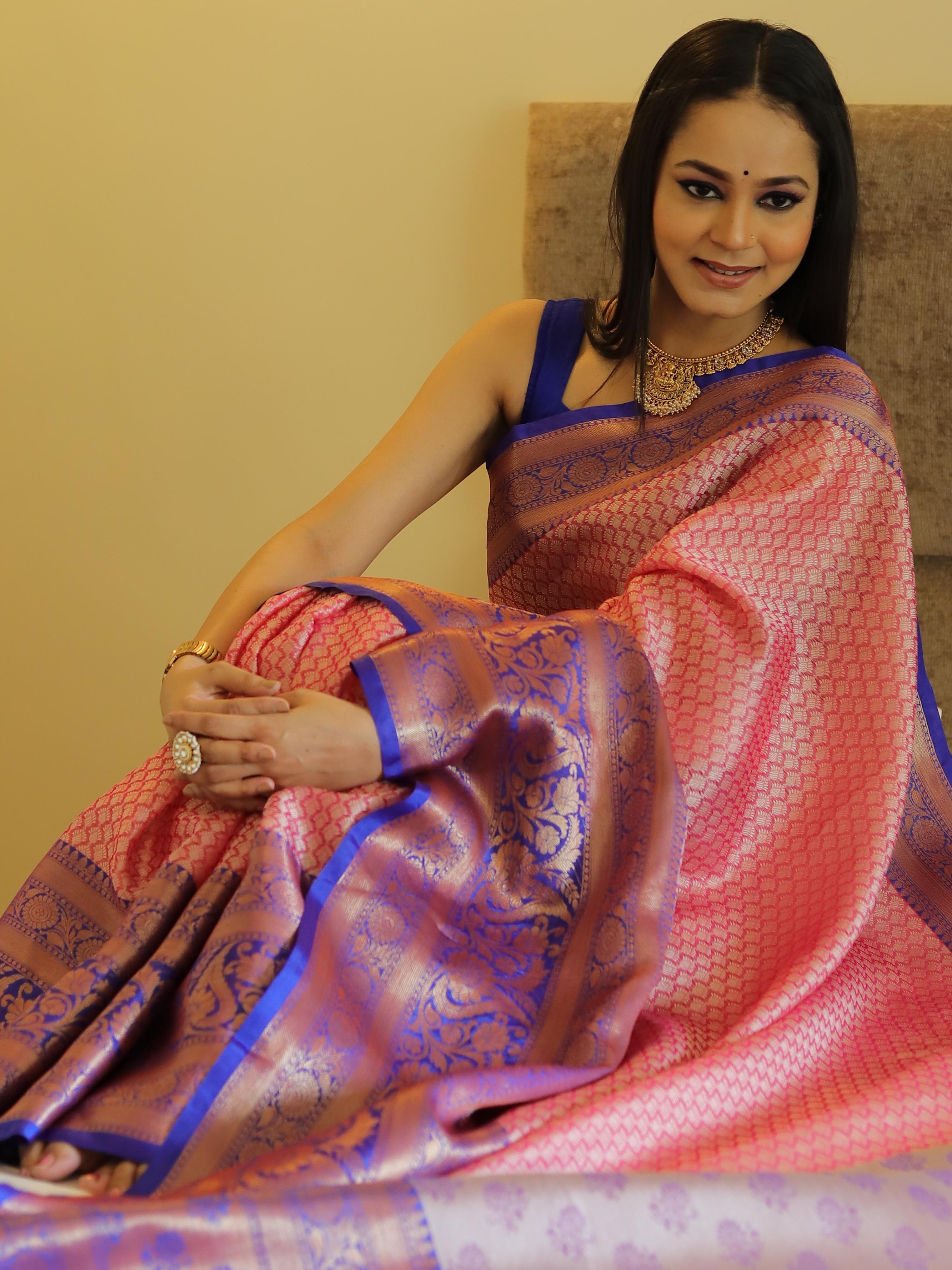 Banarasee Kora Muslin Saree With Jaal Design & Skirt Border-Peach & Blue