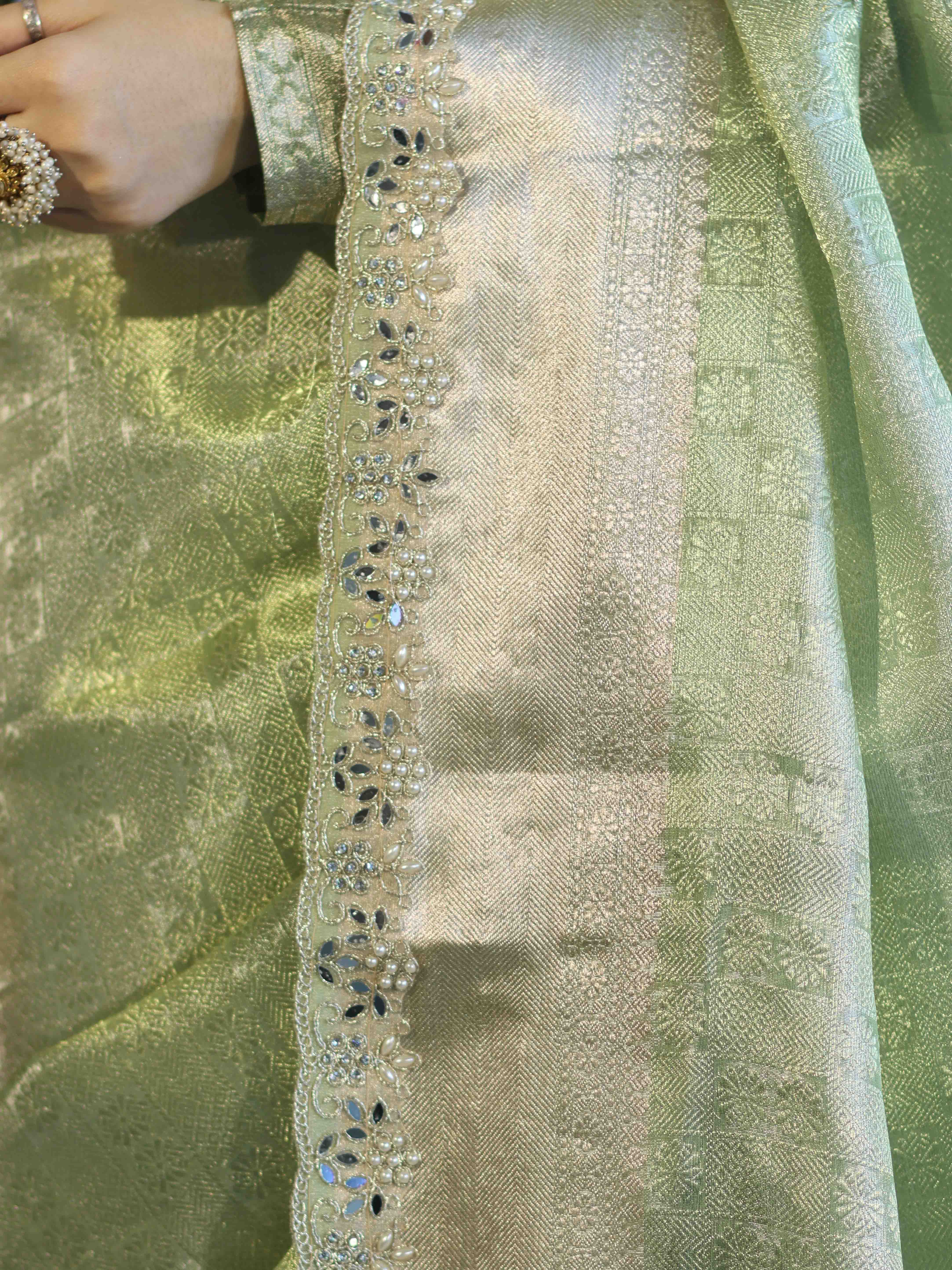 Banarasee Handloom Tissue Saree With Zari Woven Design Border & Lace-Green