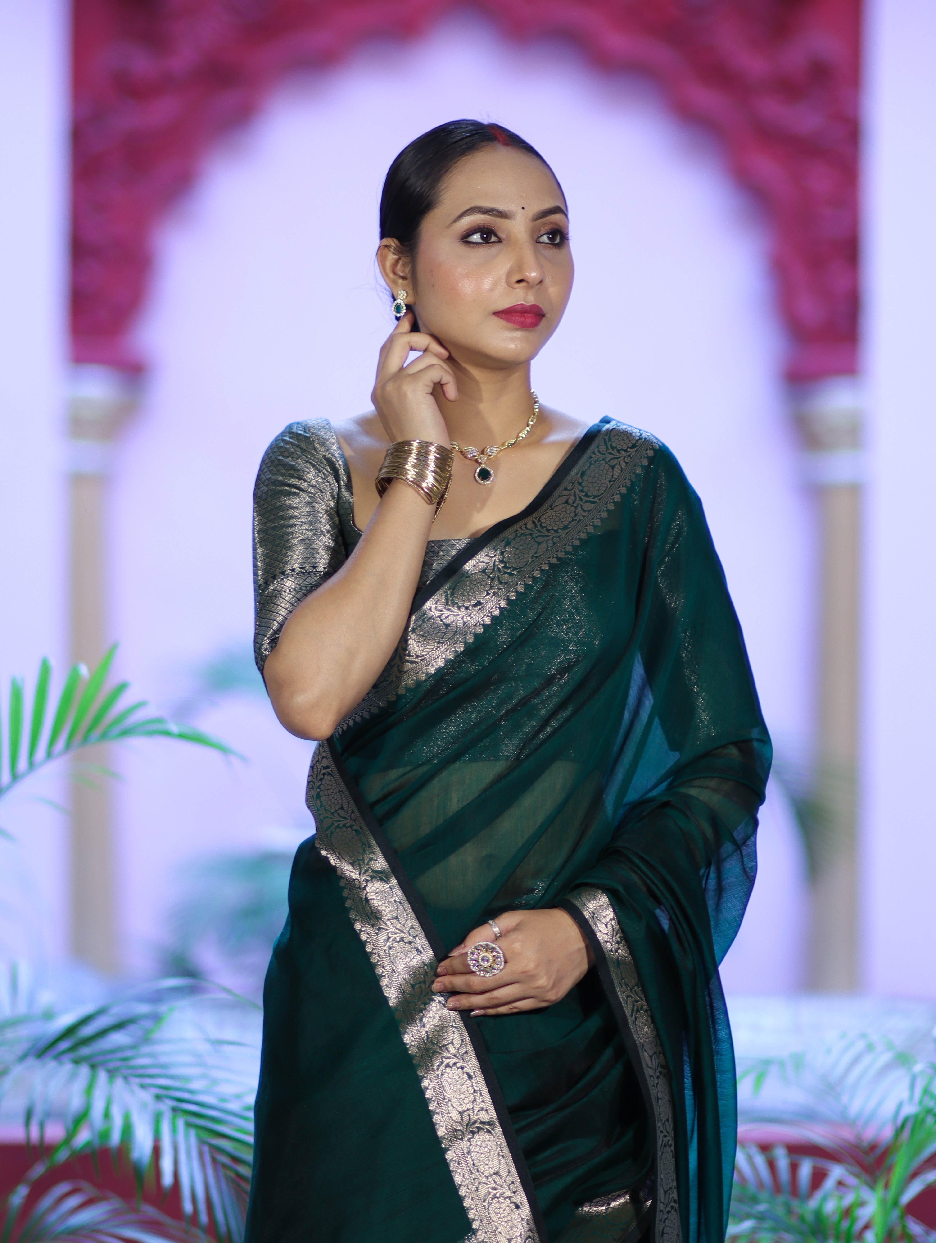 Banarasee Cotton Silk Plain Saree With Floral Zari Border-Deep Green