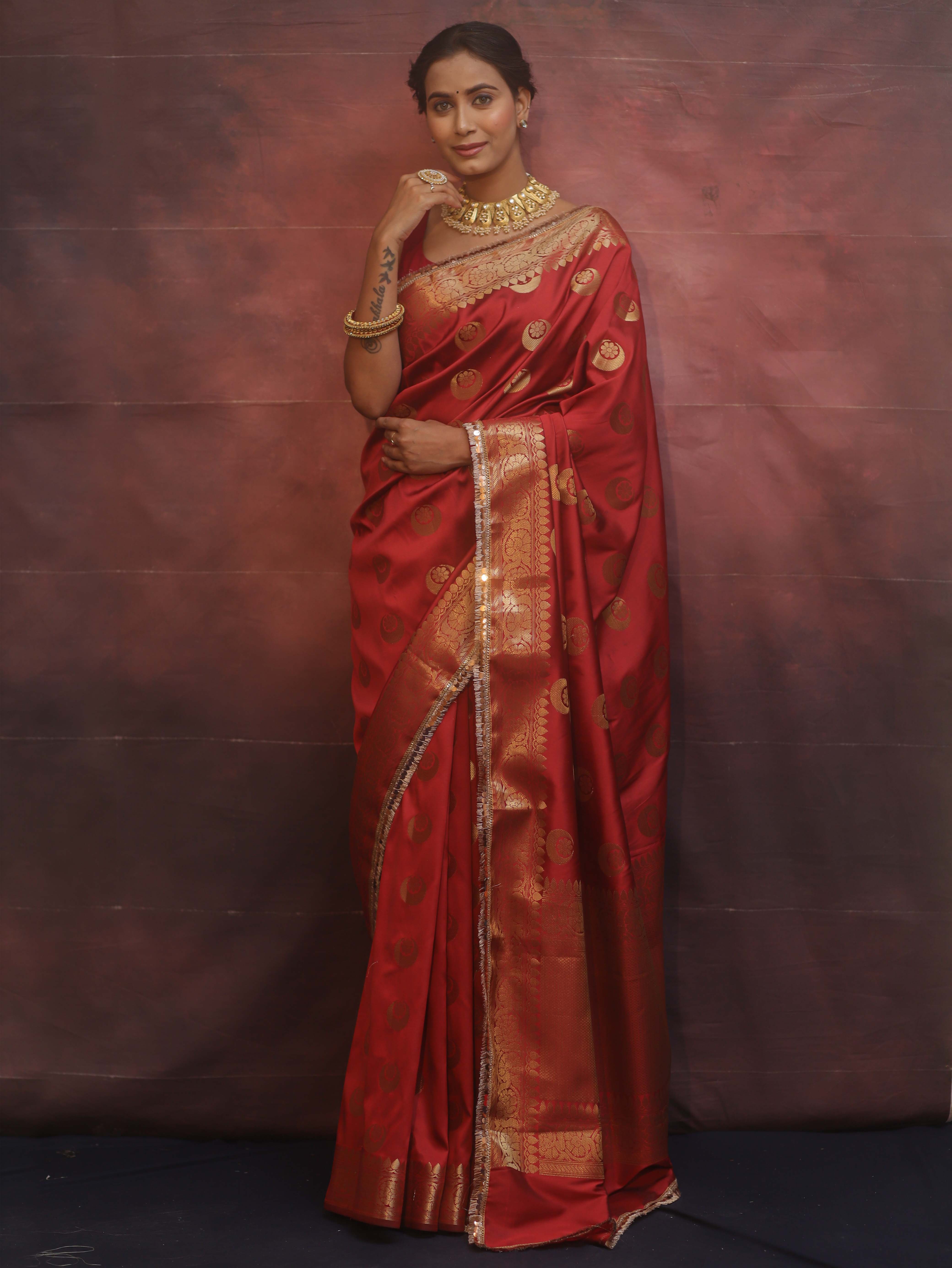 Banarasee Handwoven Semi Silk Saree With Zari Buta & Border-Maroon