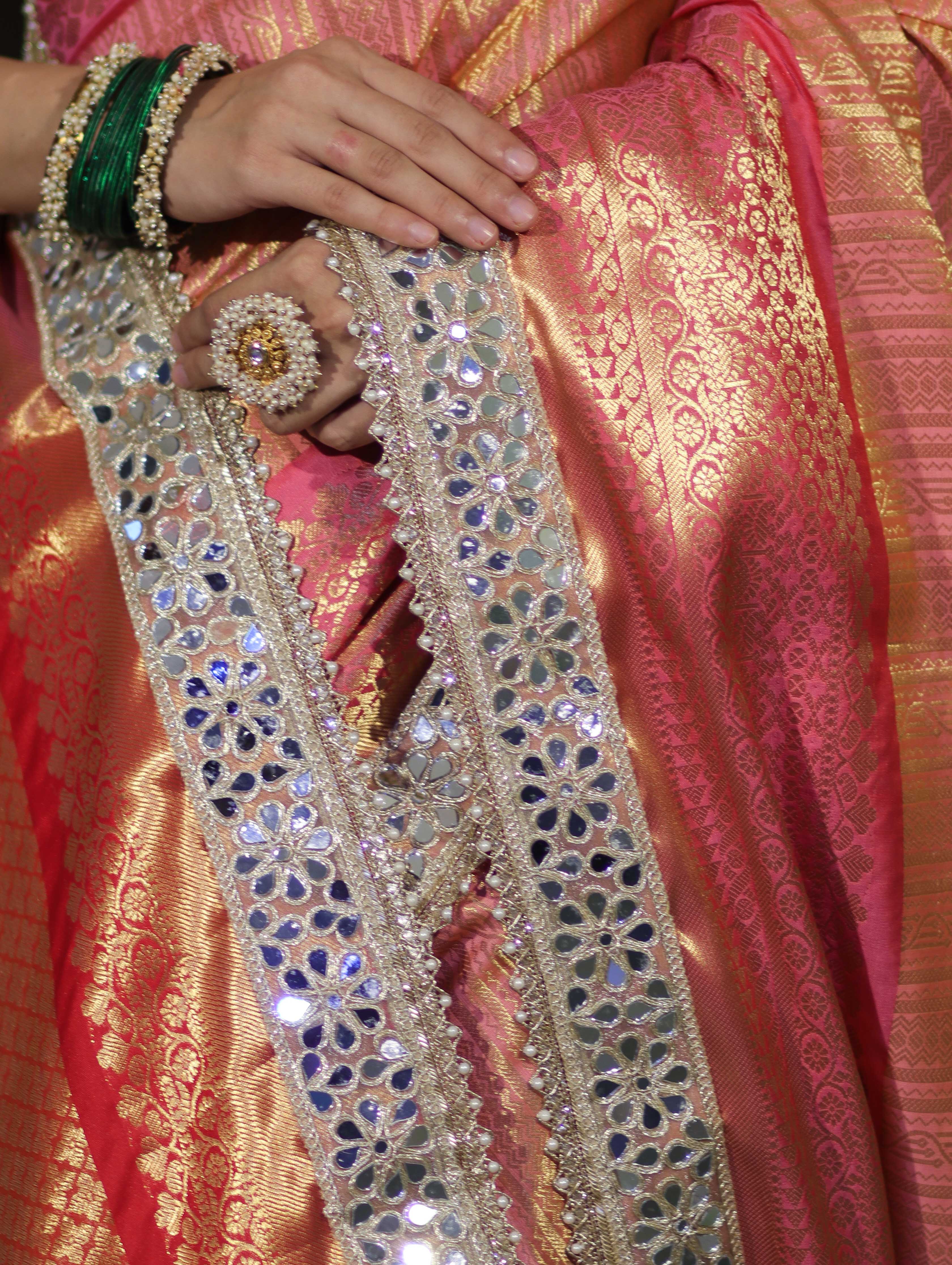 Banarasee Handwoven Tissue Saree With Zari Weaving Stripes Contrast Border & Lace-Pink(Dual Tone)