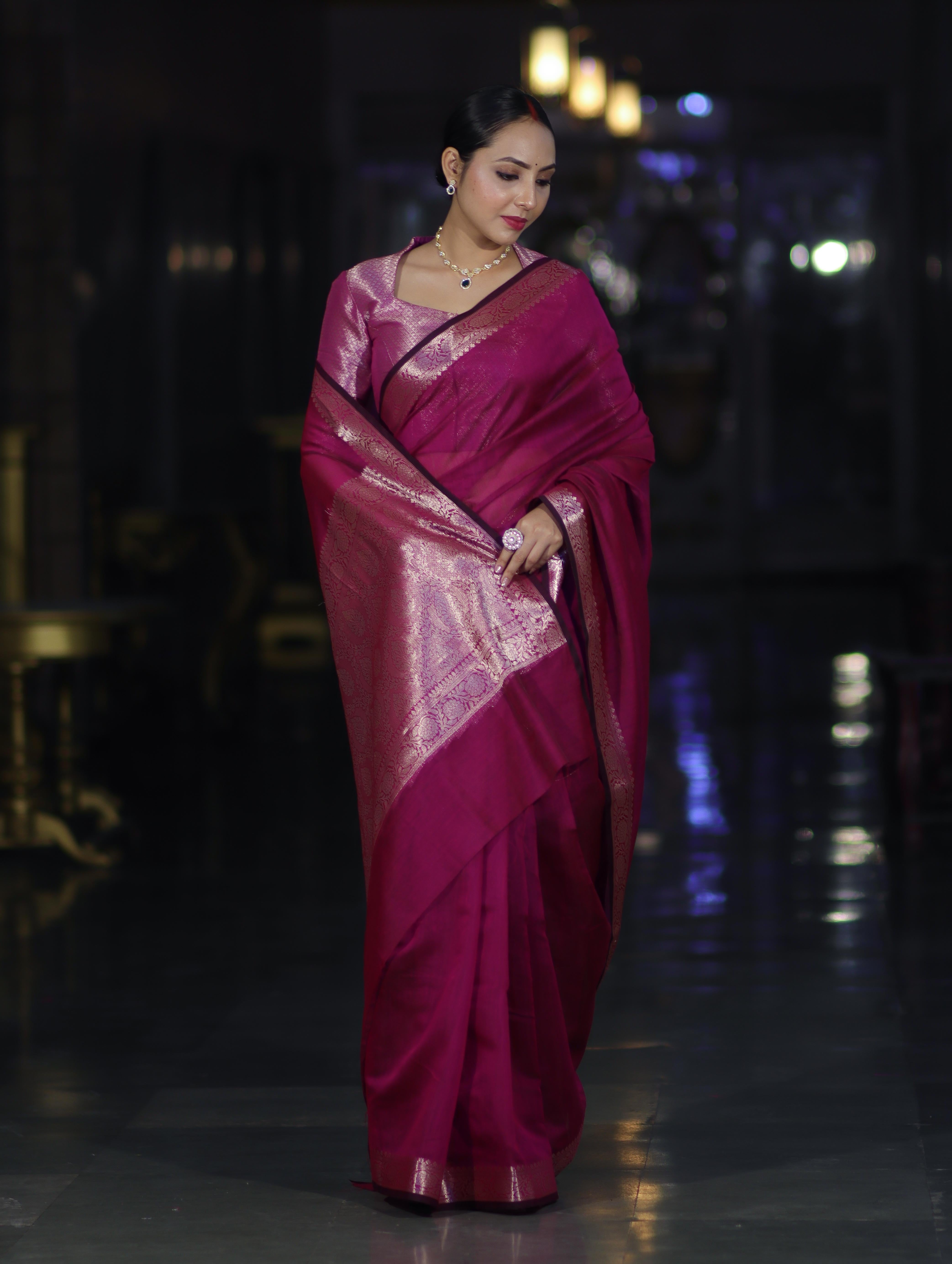 Banarasee Cotton Silk Plain Saree With Floral Zari Border-Magenta