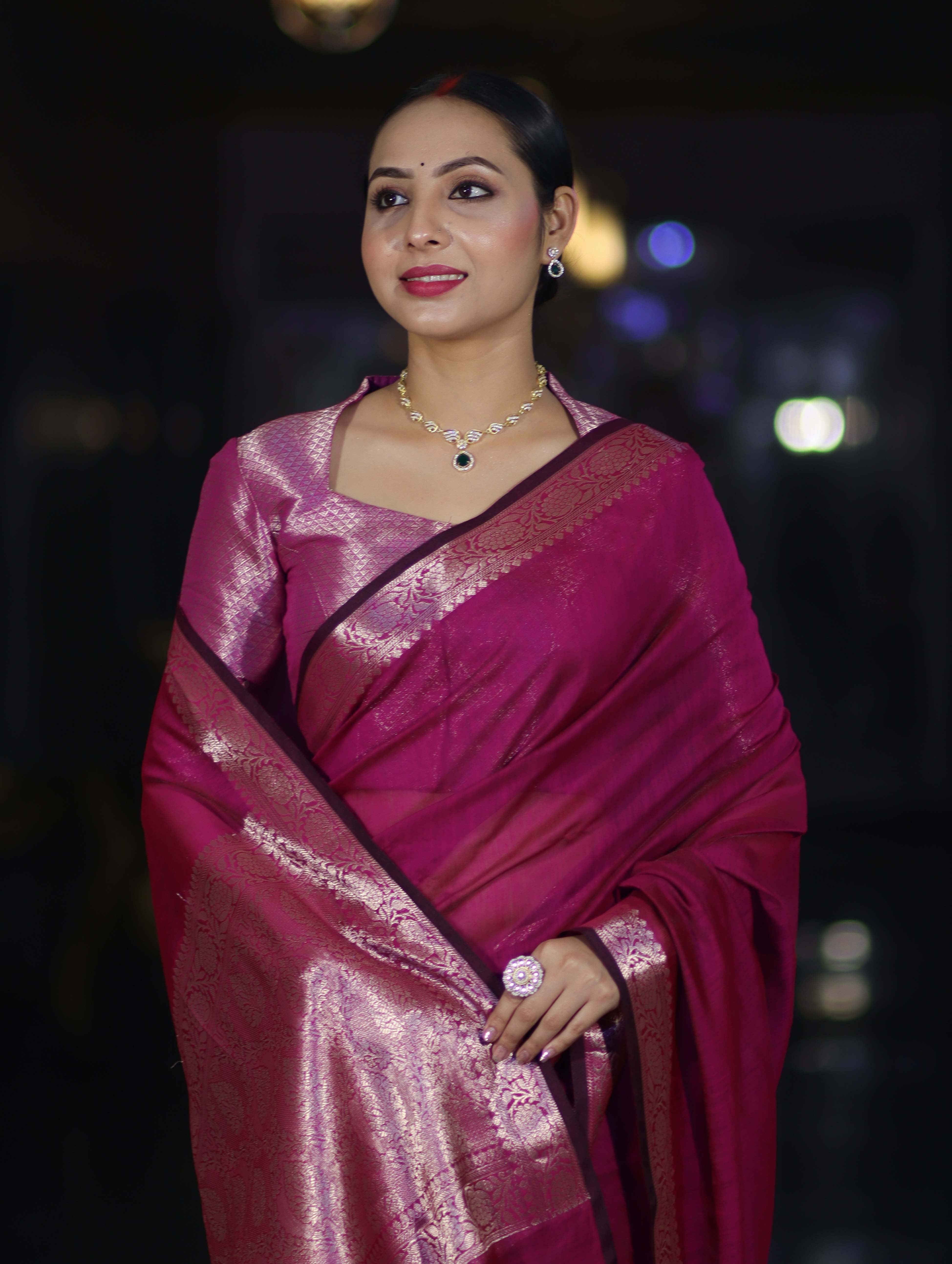 Banarasee Cotton Silk Plain Saree With Floral Zari Border-Magenta