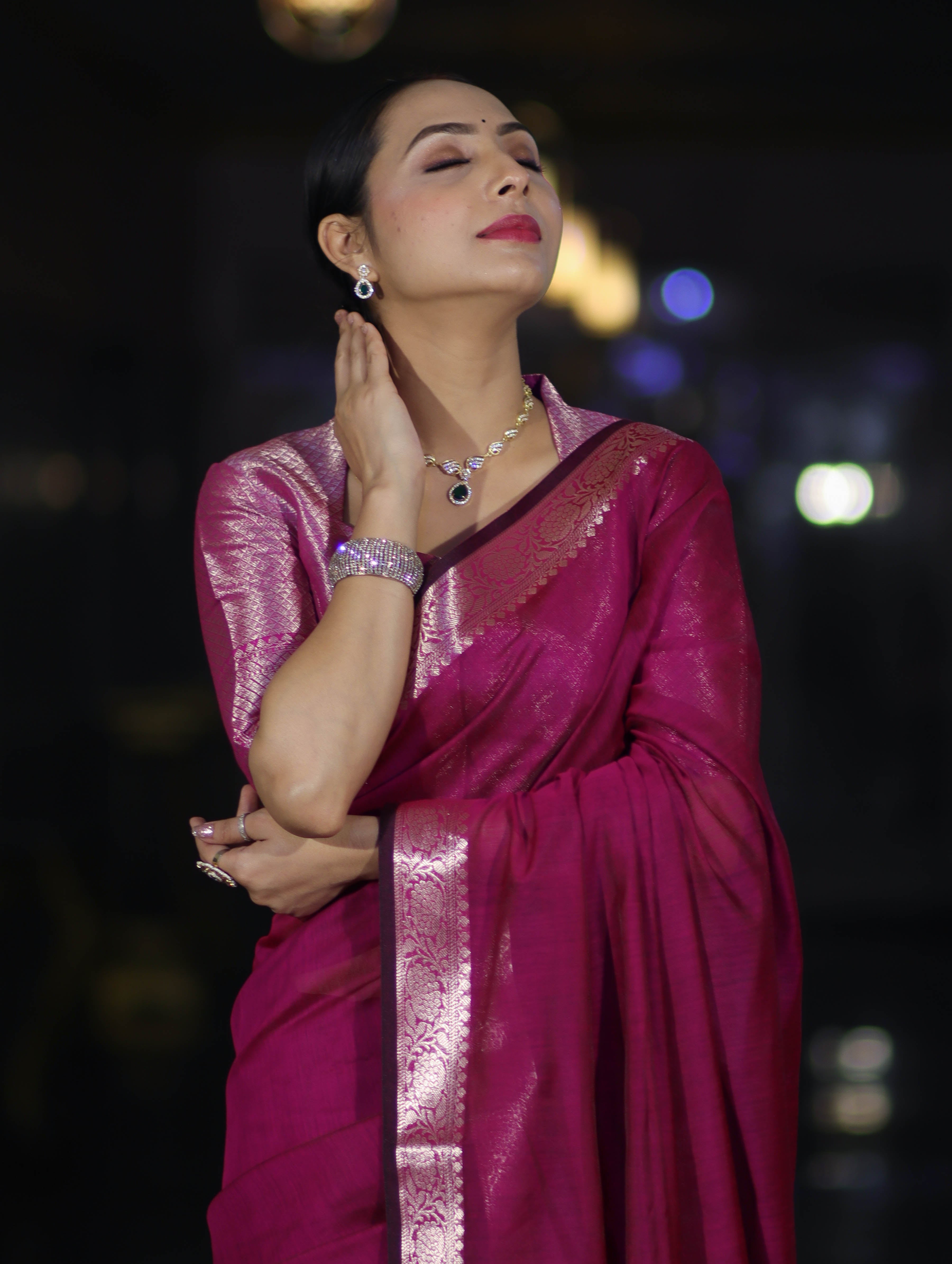 Banarasee Cotton Silk Plain Saree With Floral Zari Border-Magenta