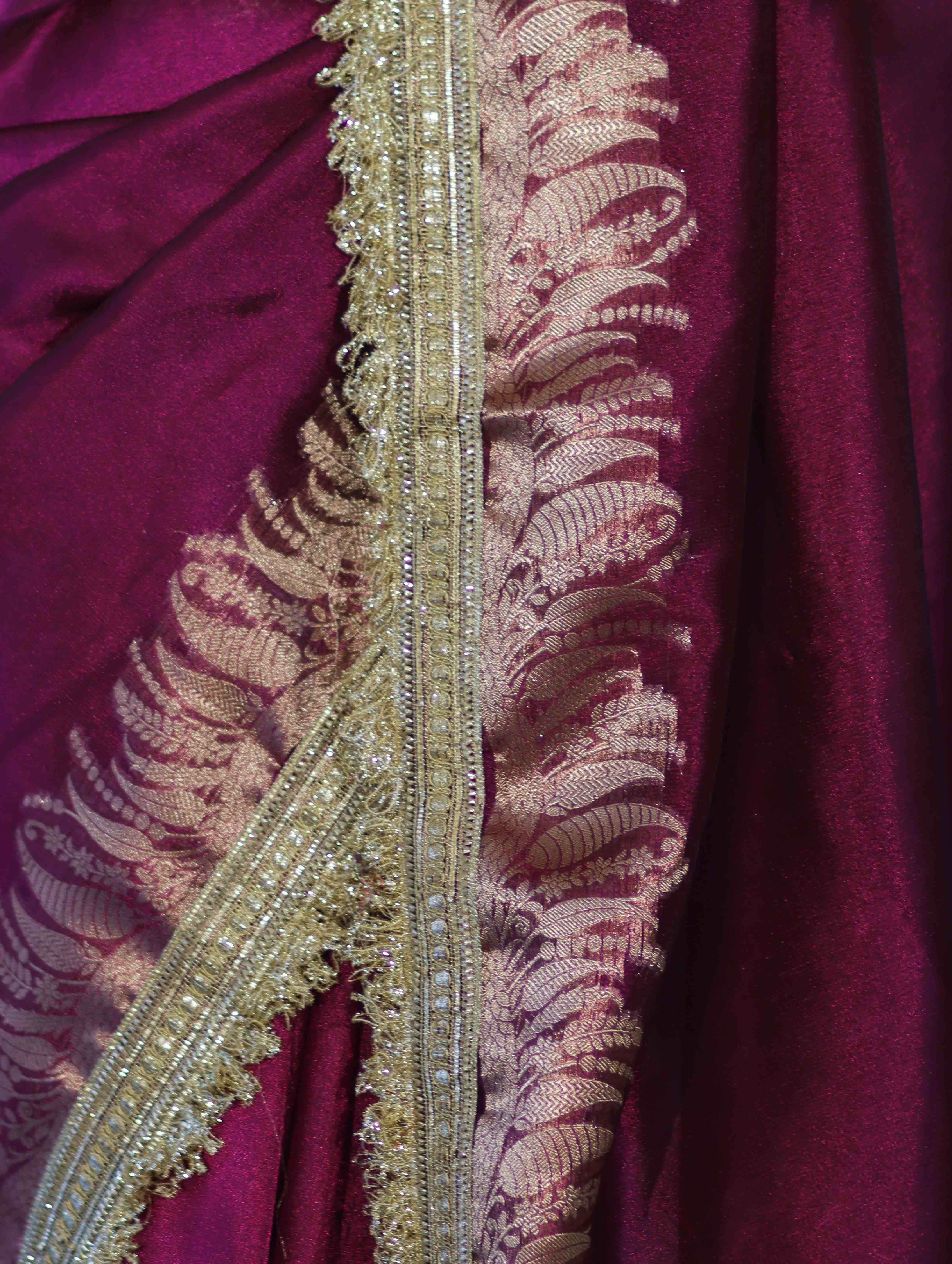 Banarasee Handloom Plain Tissue Saree With Zari Border & Lace-Purple