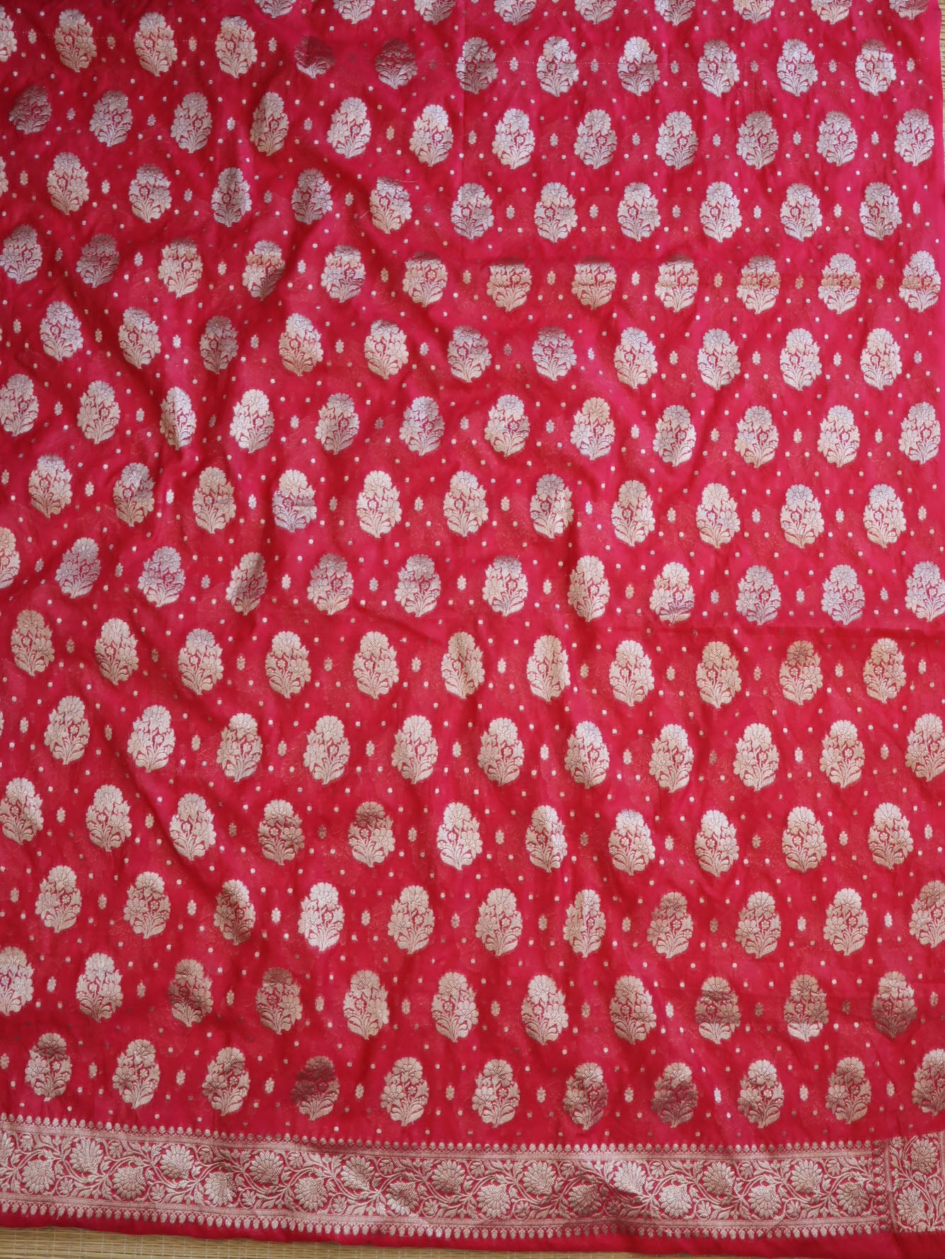 Banarasee Georgette Salwar Kameez Fabric With Dupatta Set-Red