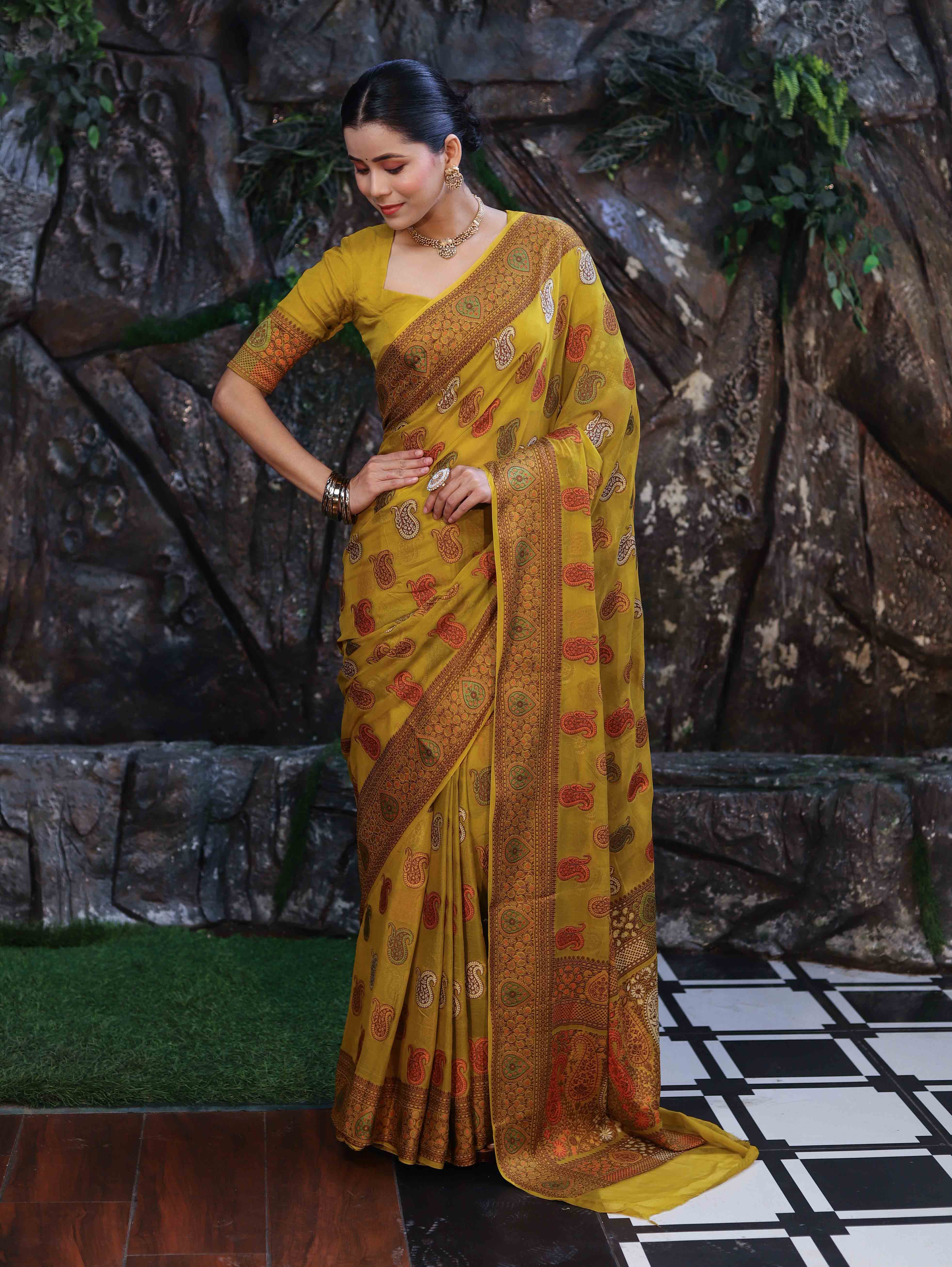 Banarasee Pure Chiffon Saree With Resham Work & Border-Lemon Yellow