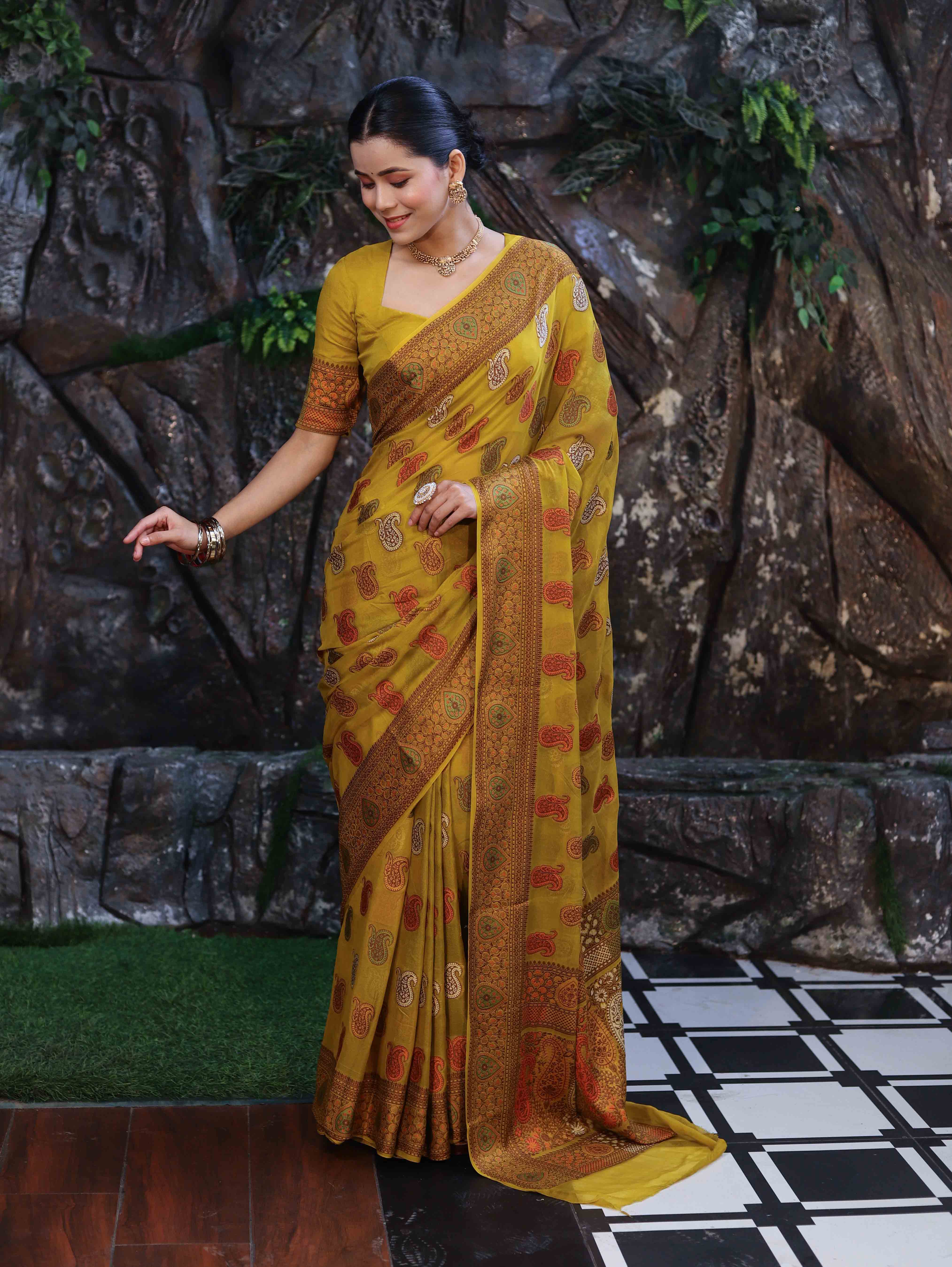 Banarasee Pure Chiffon Saree With Resham Work & Border-Lemon Yellow