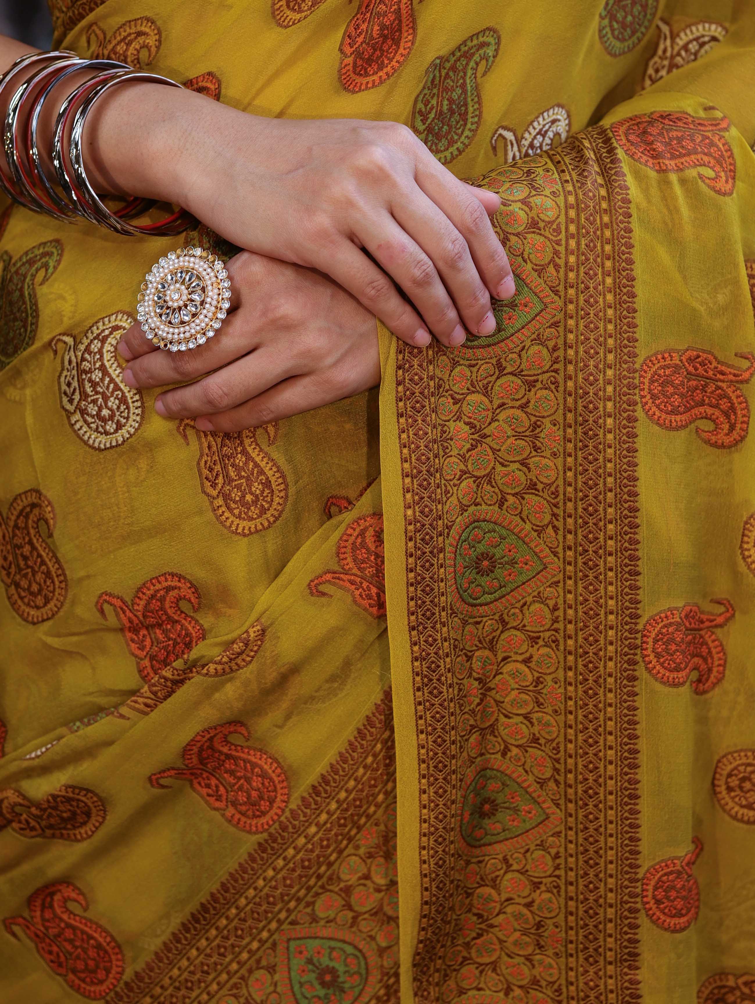 Banarasee Pure Chiffon Saree With Resham Work & Border-Lemon Yellow