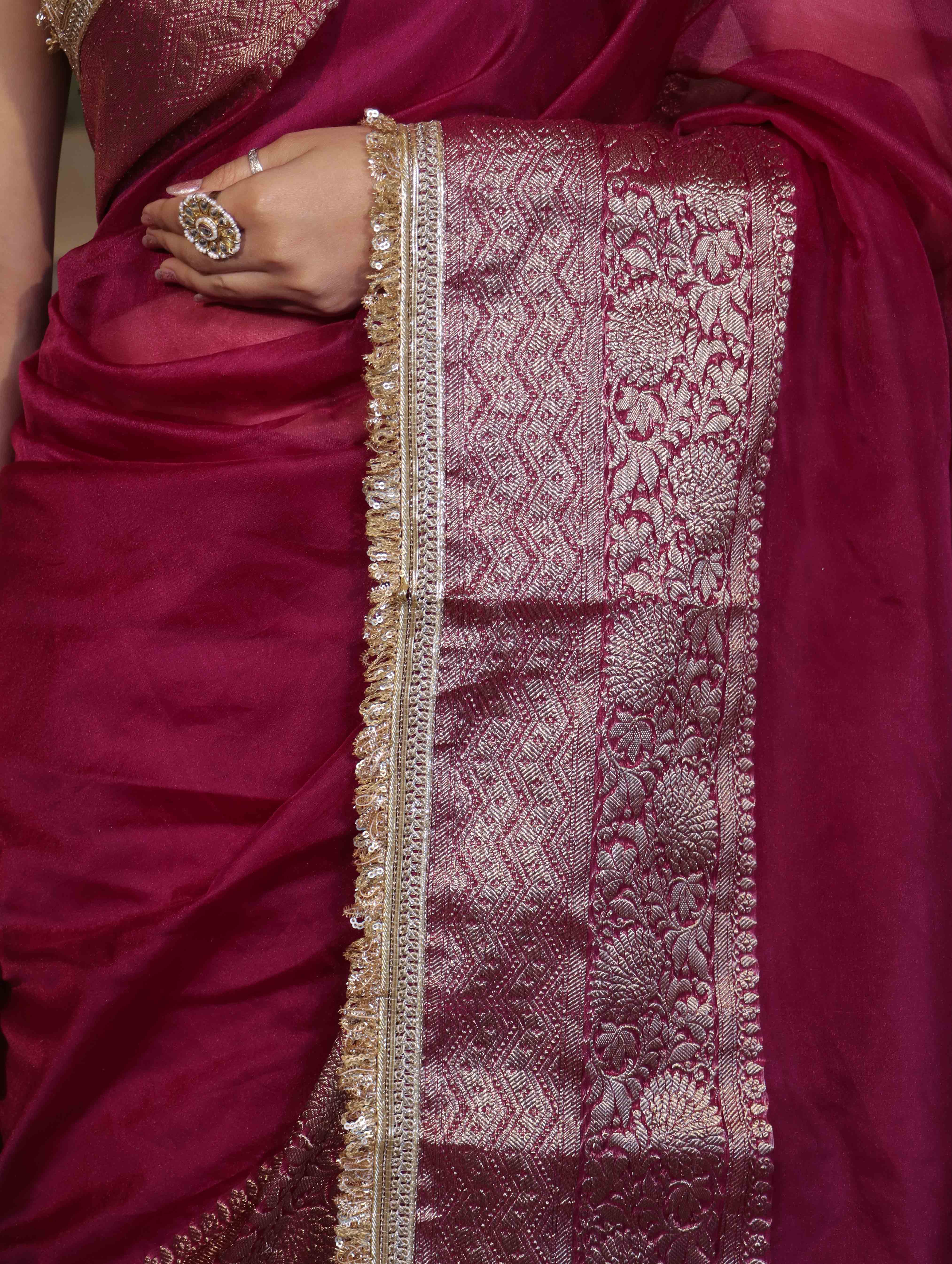 Banarasee Handwoven Plain Tissue Saree With Broad Zari Border & Lace-Dark Magenta