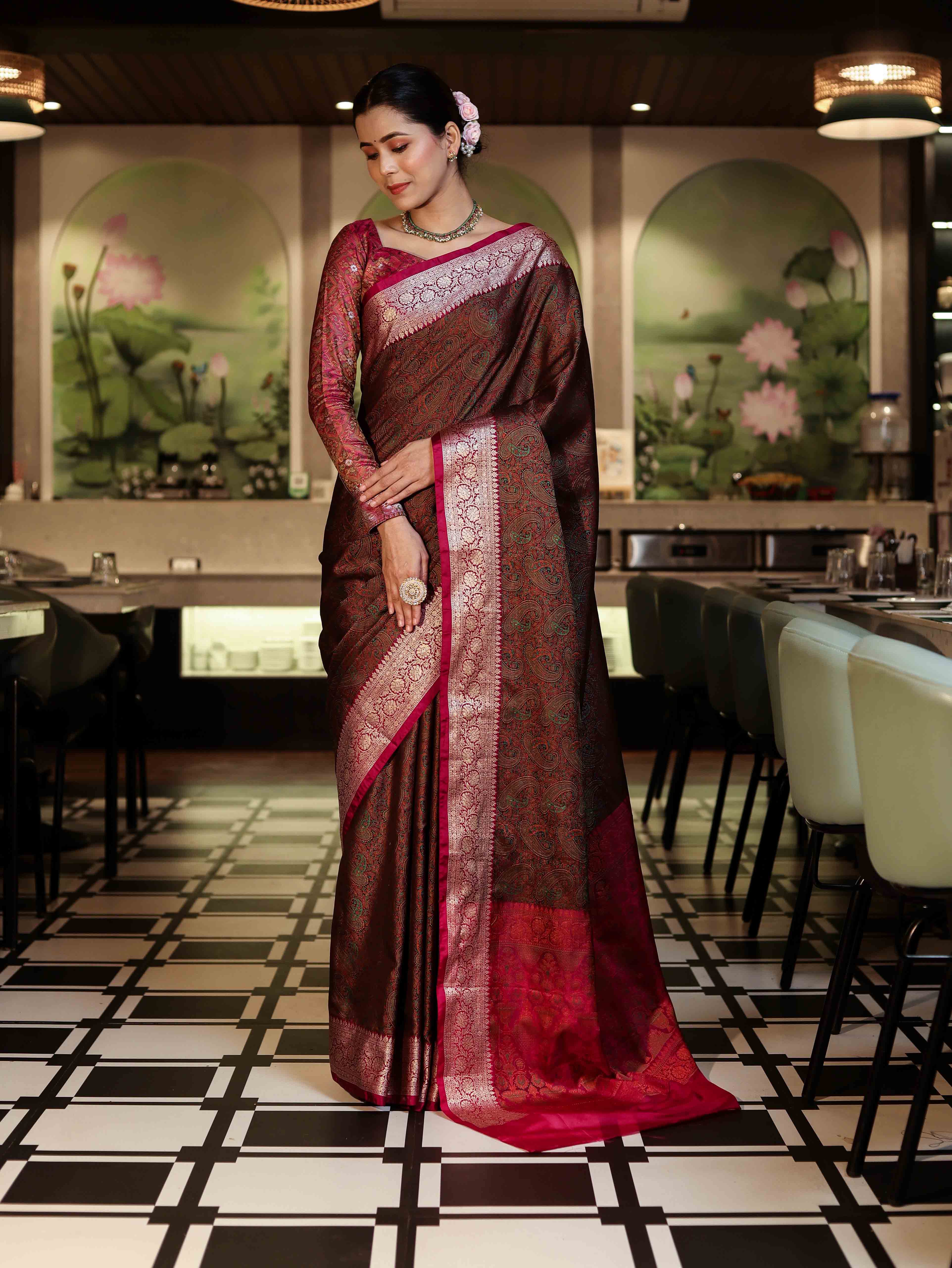 Banarasee Jamewar Tanchoi Soft Silk Saree with Contrast Border-Brown & Magenta