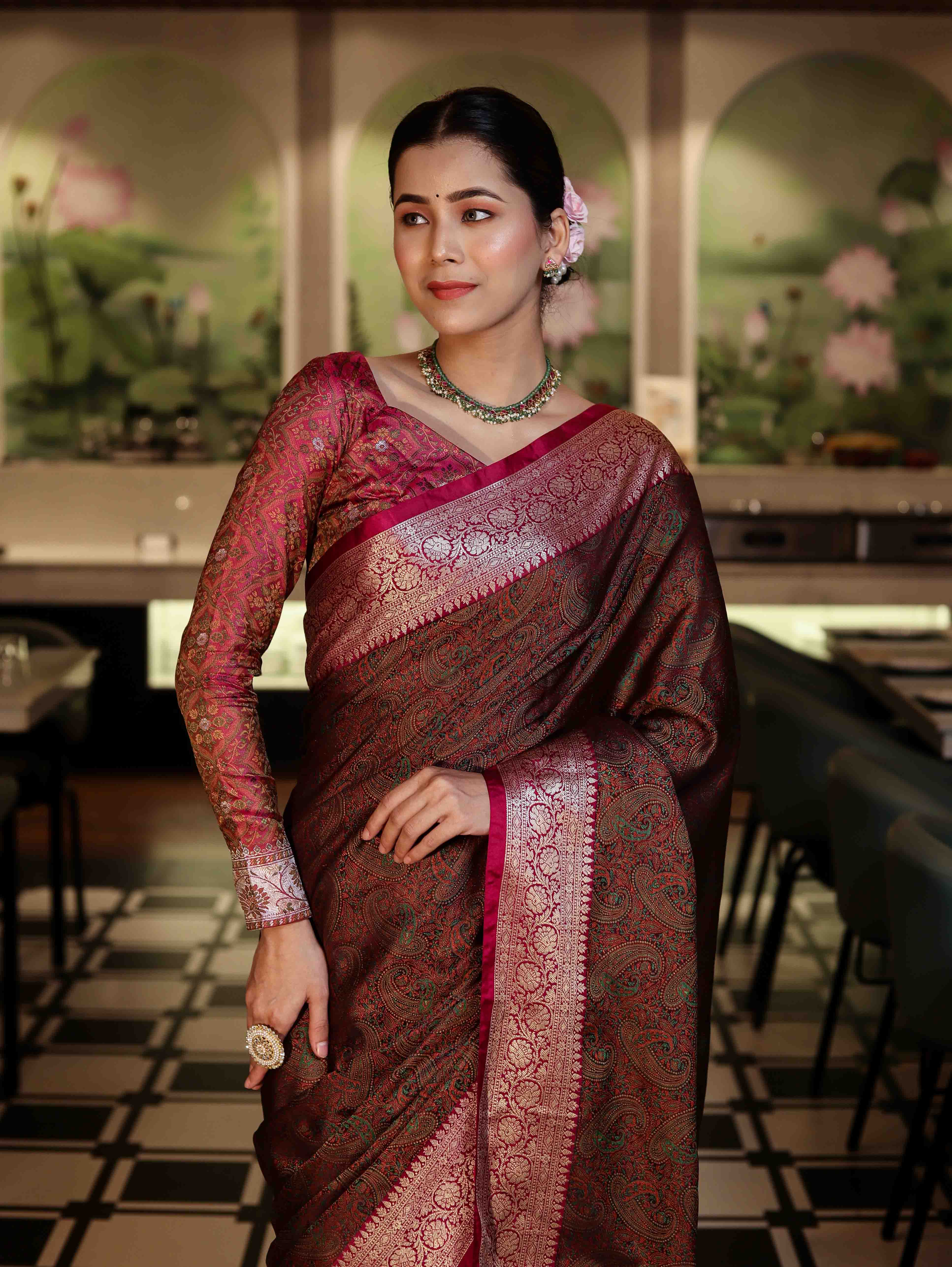 Banarasee Jamewar Tanchoi Soft Silk Saree with Contrast Border-Brown & Magenta