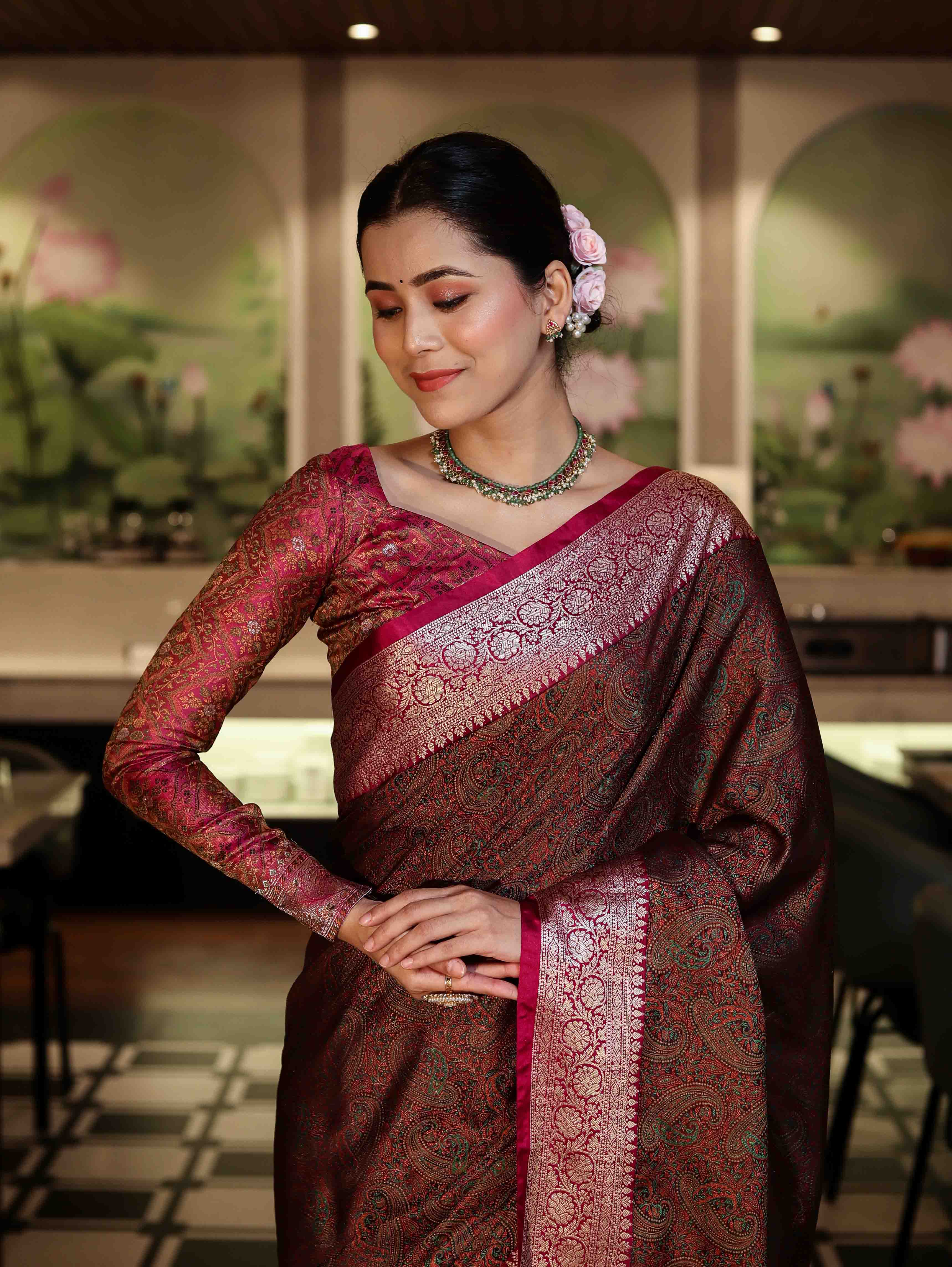 Banarasee Jamewar Tanchoi Soft Silk Saree with Contrast Border-Brown & Magenta