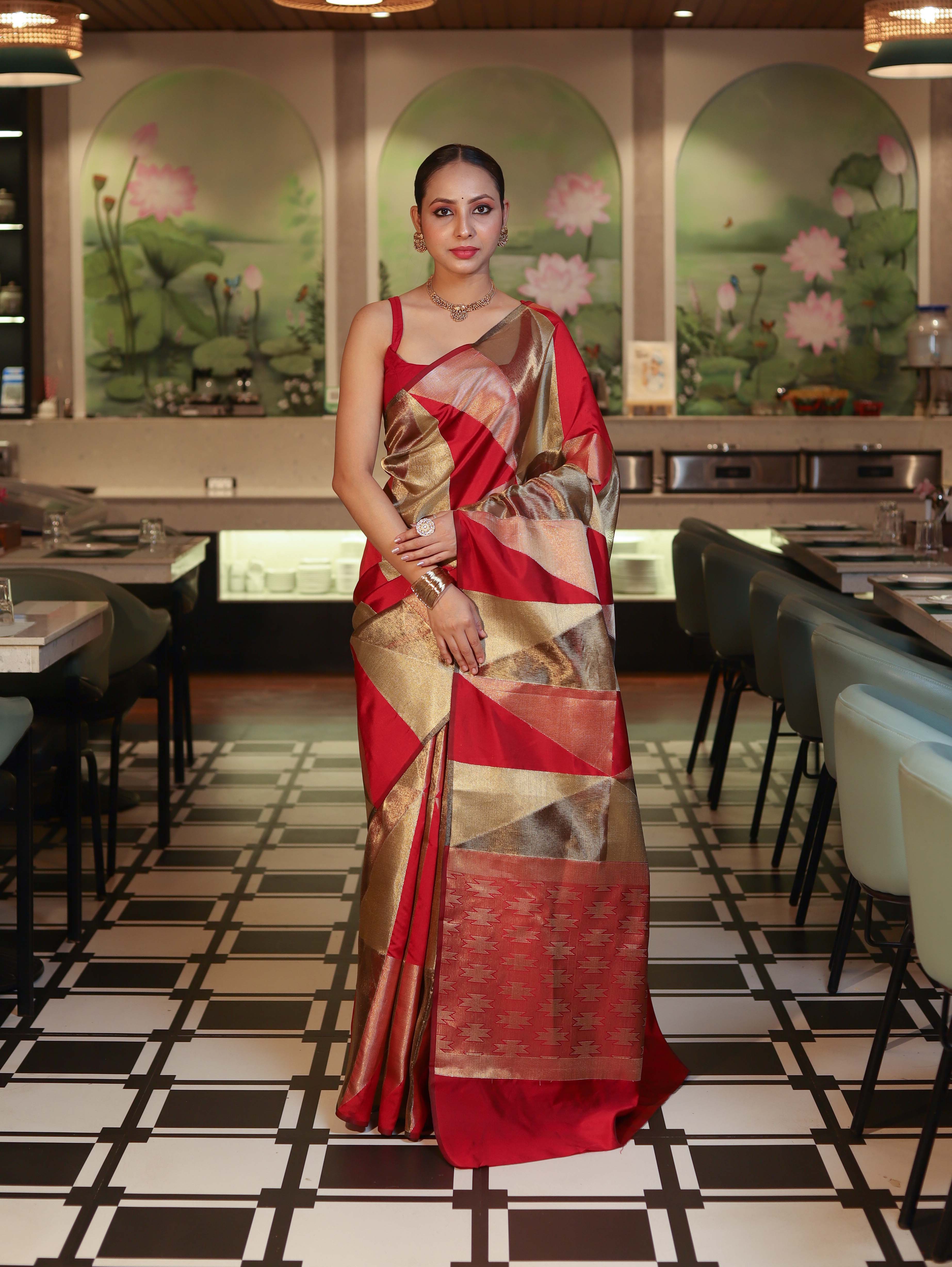 Banarasee Handwoven Tissue Saree With Geometric Pattern-Maroon & Gold