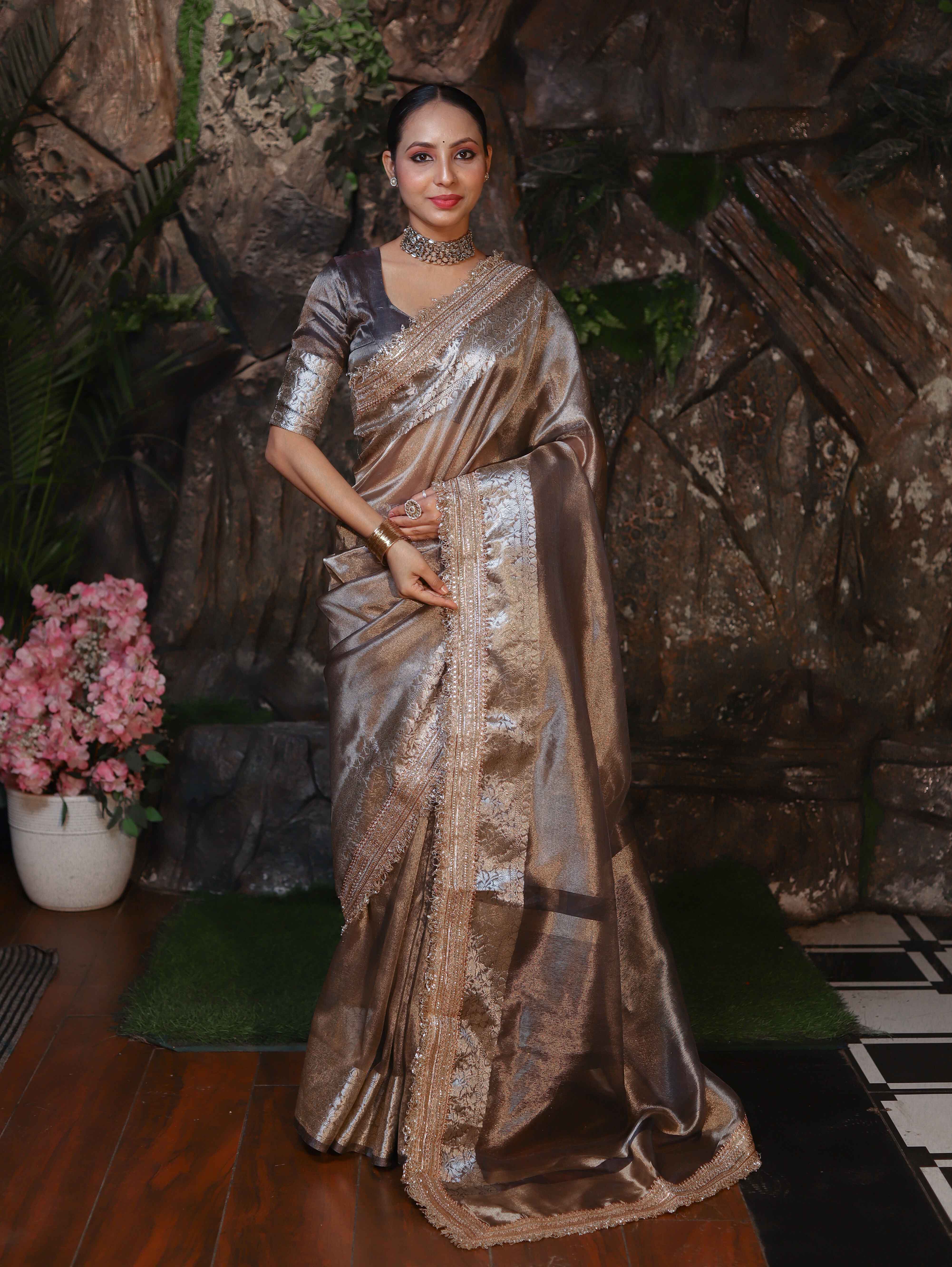Banarasee Handwoven Plain Tissue Saree With Zari Border & Lace-Grey