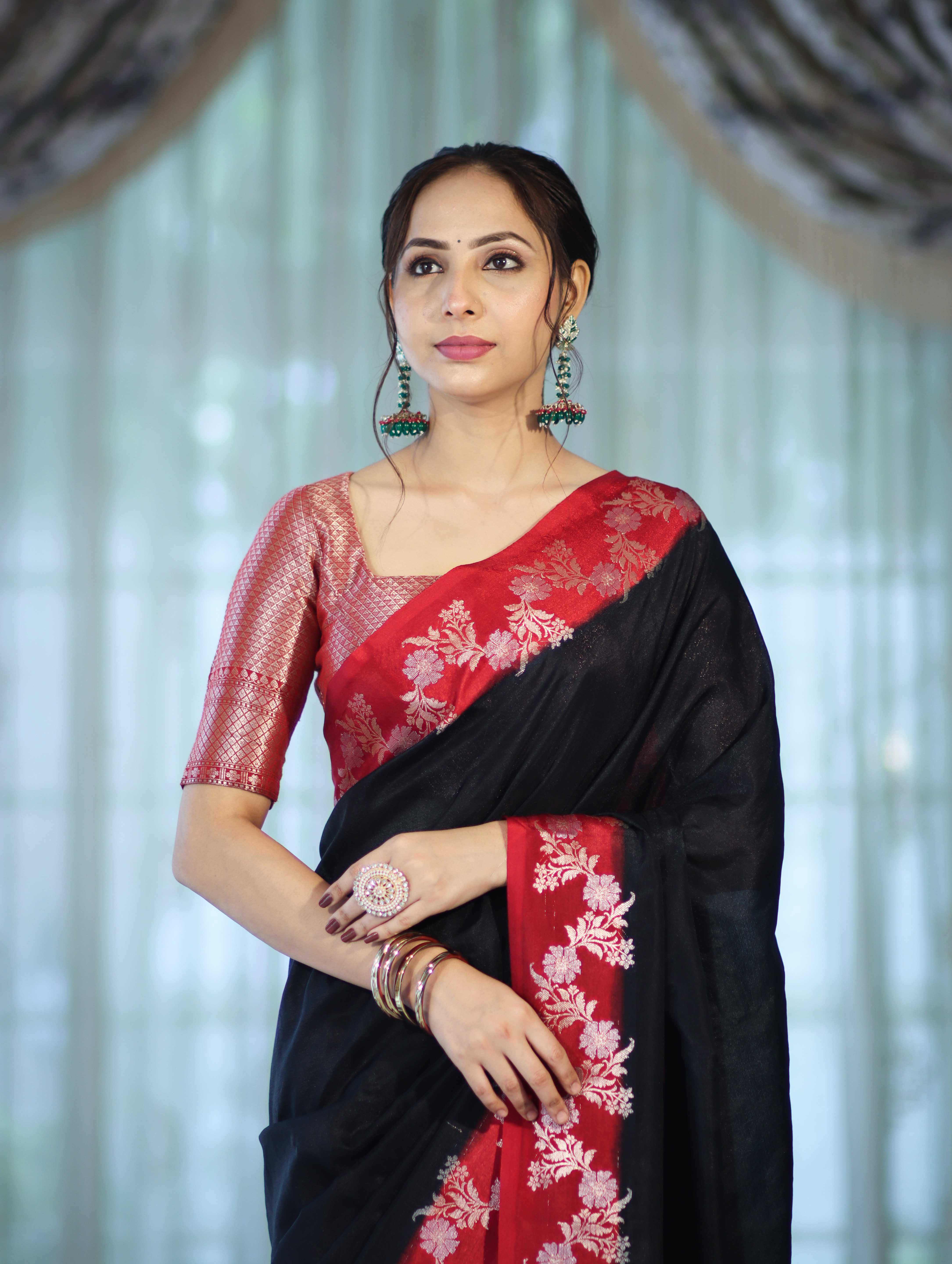Banarasee Handloom Plain Semi Silk Saree With Contrast Floral Border-Black
