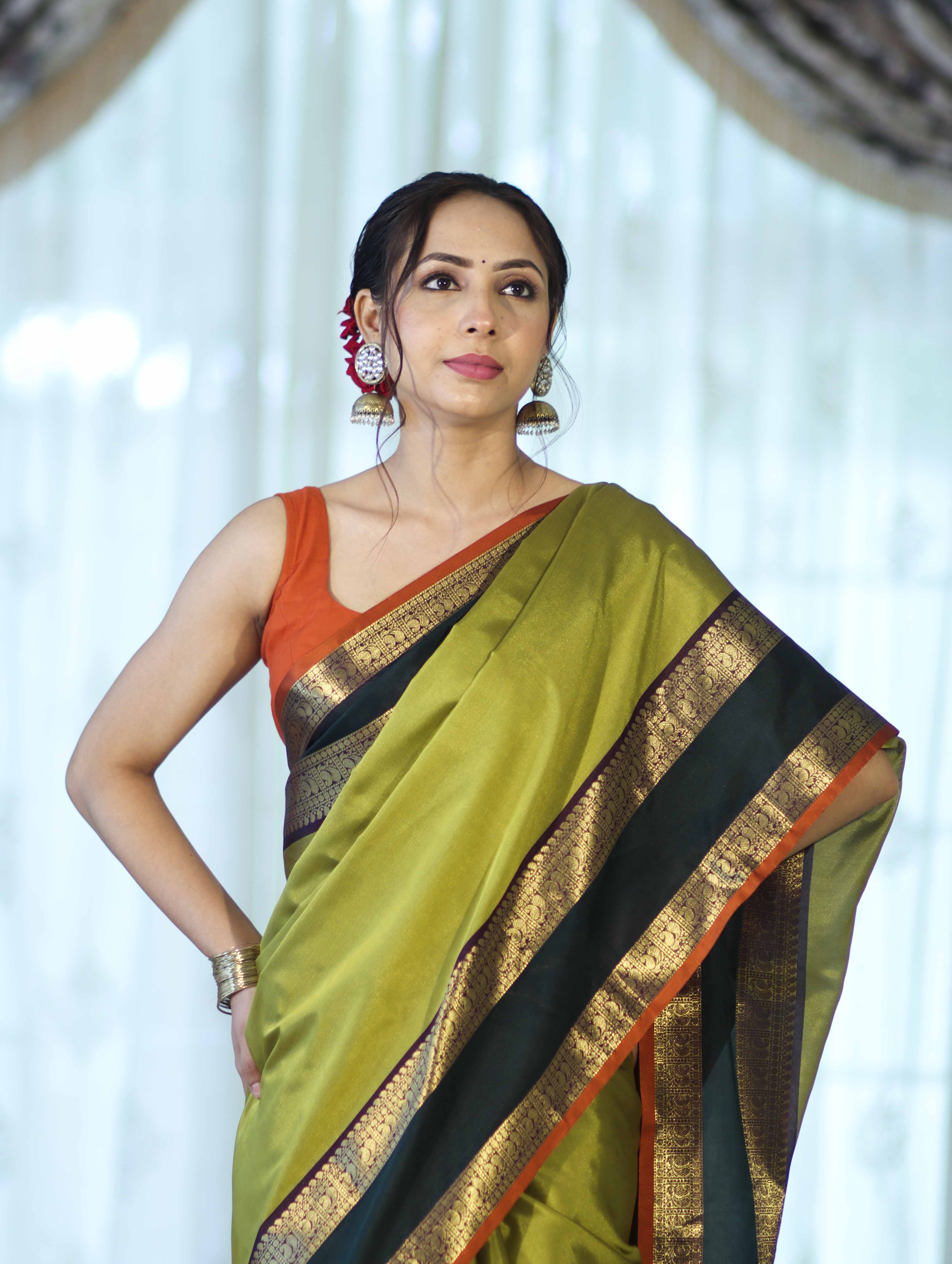 Banarasee Handloom Plain Semi Silk Saree With Contrast Temple Border-Lime Green