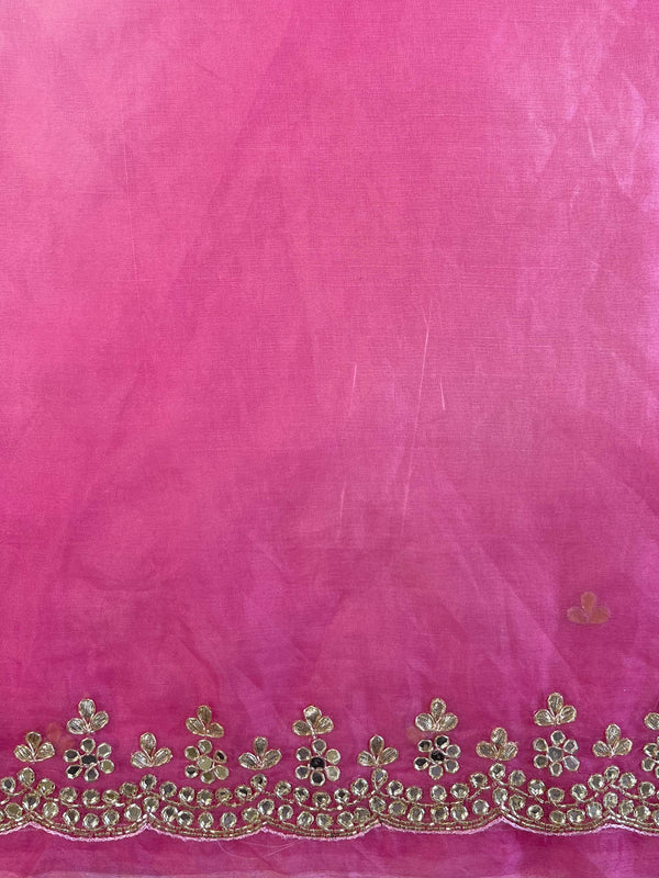 Banarasee Organza Silk Scallop Border Saree & Contrast Blouse-Maroon