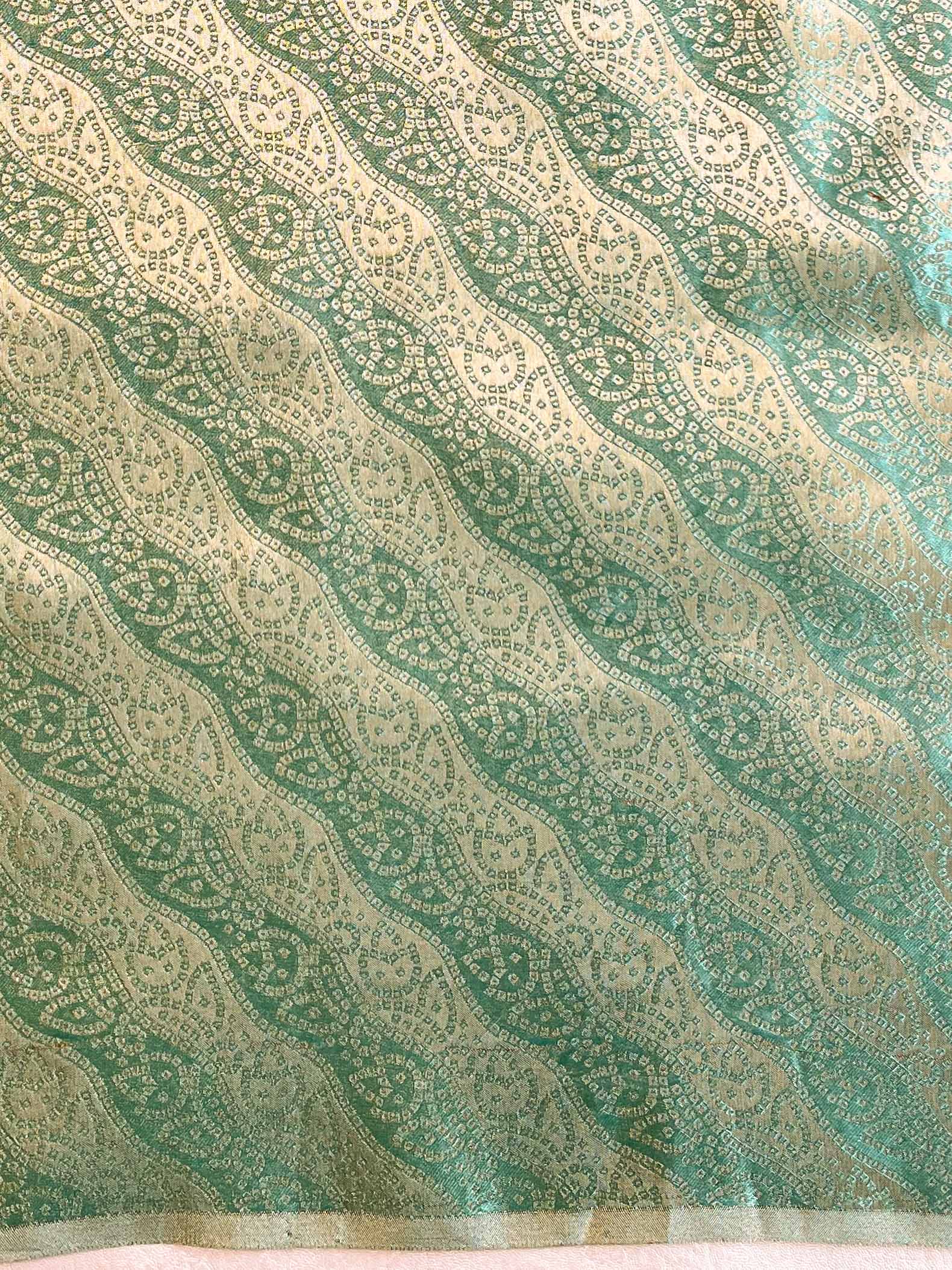 Banarasee Soft Chiffon Saree With Foil Print & Scallop Border-Green