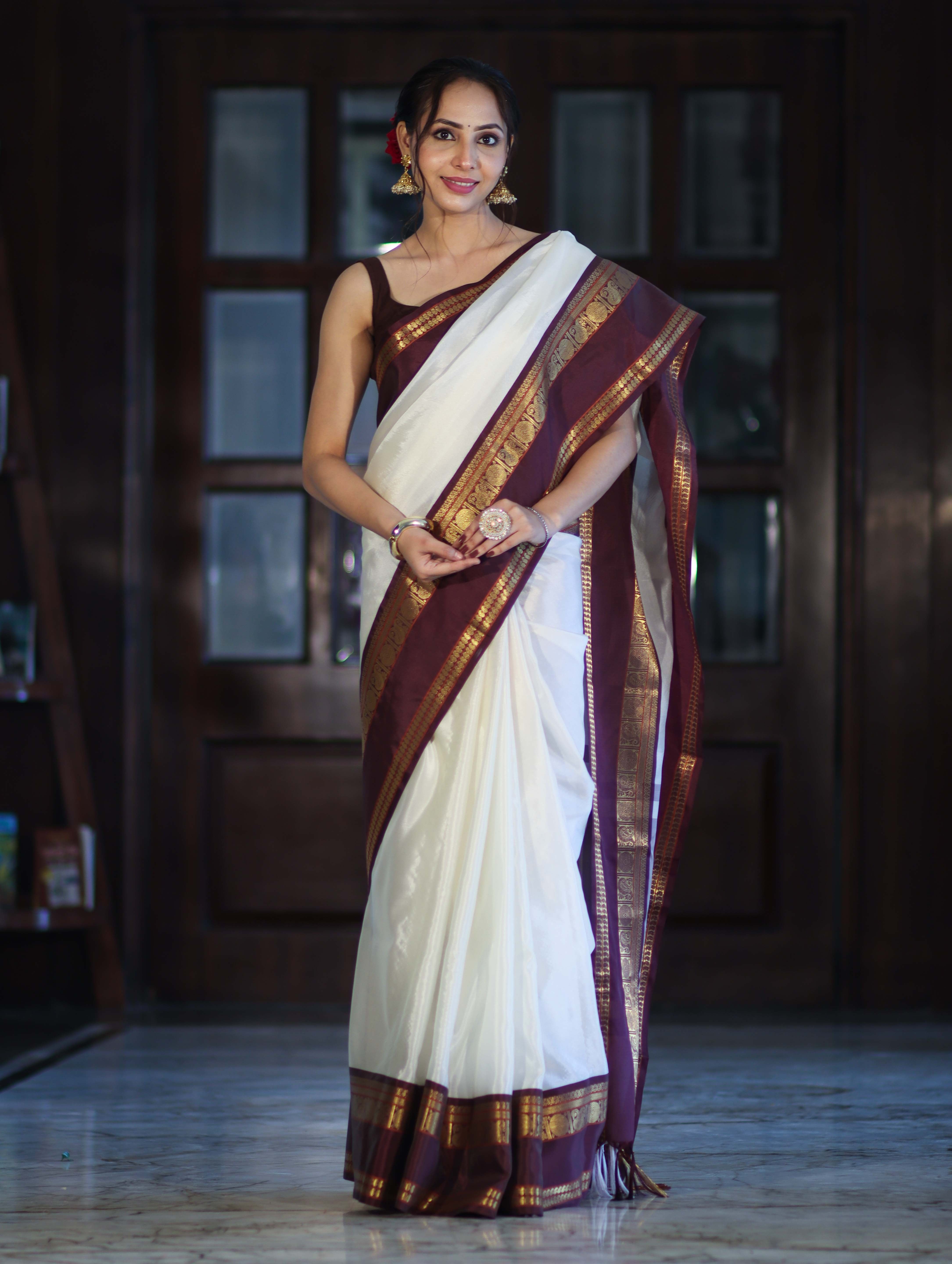 Banarasee Handloom Plain Semi Silk Saree With Contrast Temple Border-White (Dual Tone)