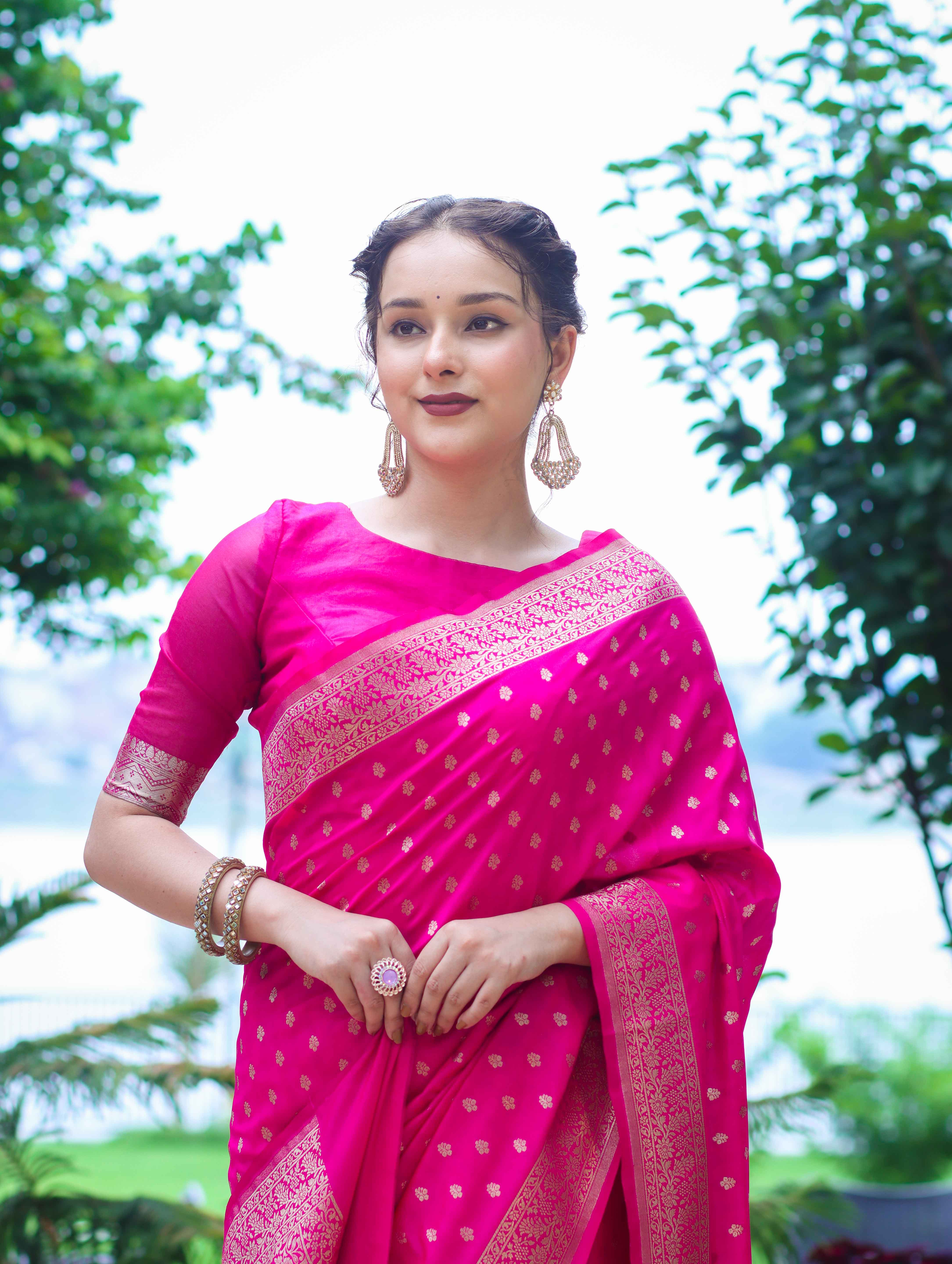Banarasee Handloom Soft Silk Saree With Zari Buti Design & Border-Pink