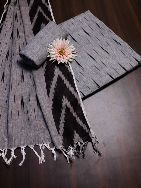 Bhagalpur Ikkat Cotton Kameez With Dupatta & Bottom-Grey