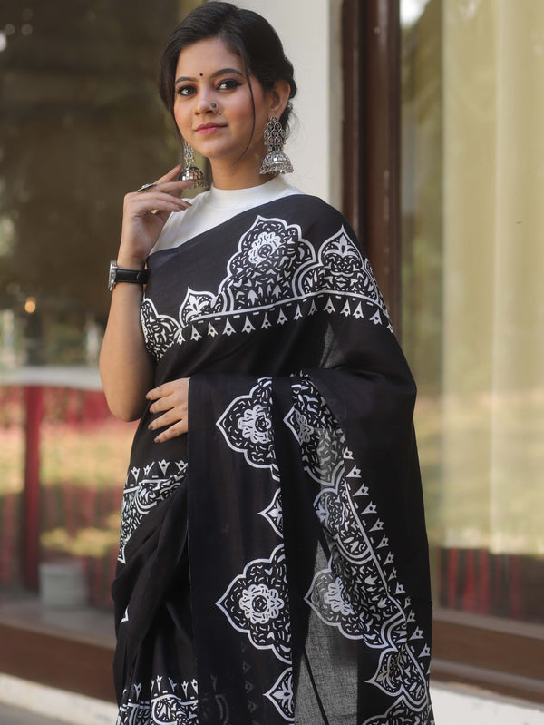 Handloom Mul Cotton Hand-Block Print Saree-Black