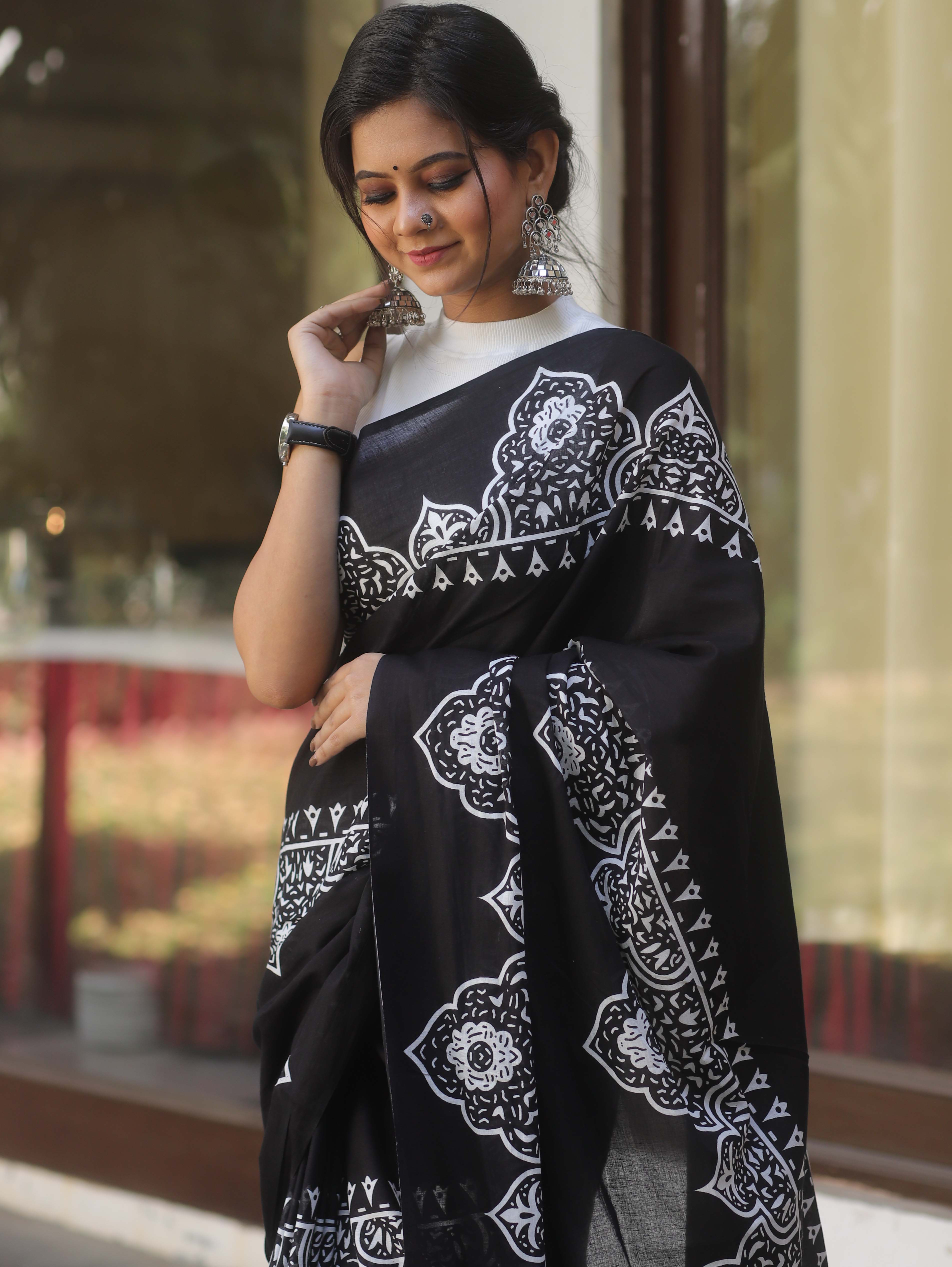 Handloom Mul Cotton Hand-Block Print Saree-Black