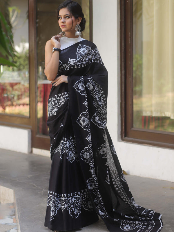 Handloom Mul Cotton Hand-Block Print Saree-Black