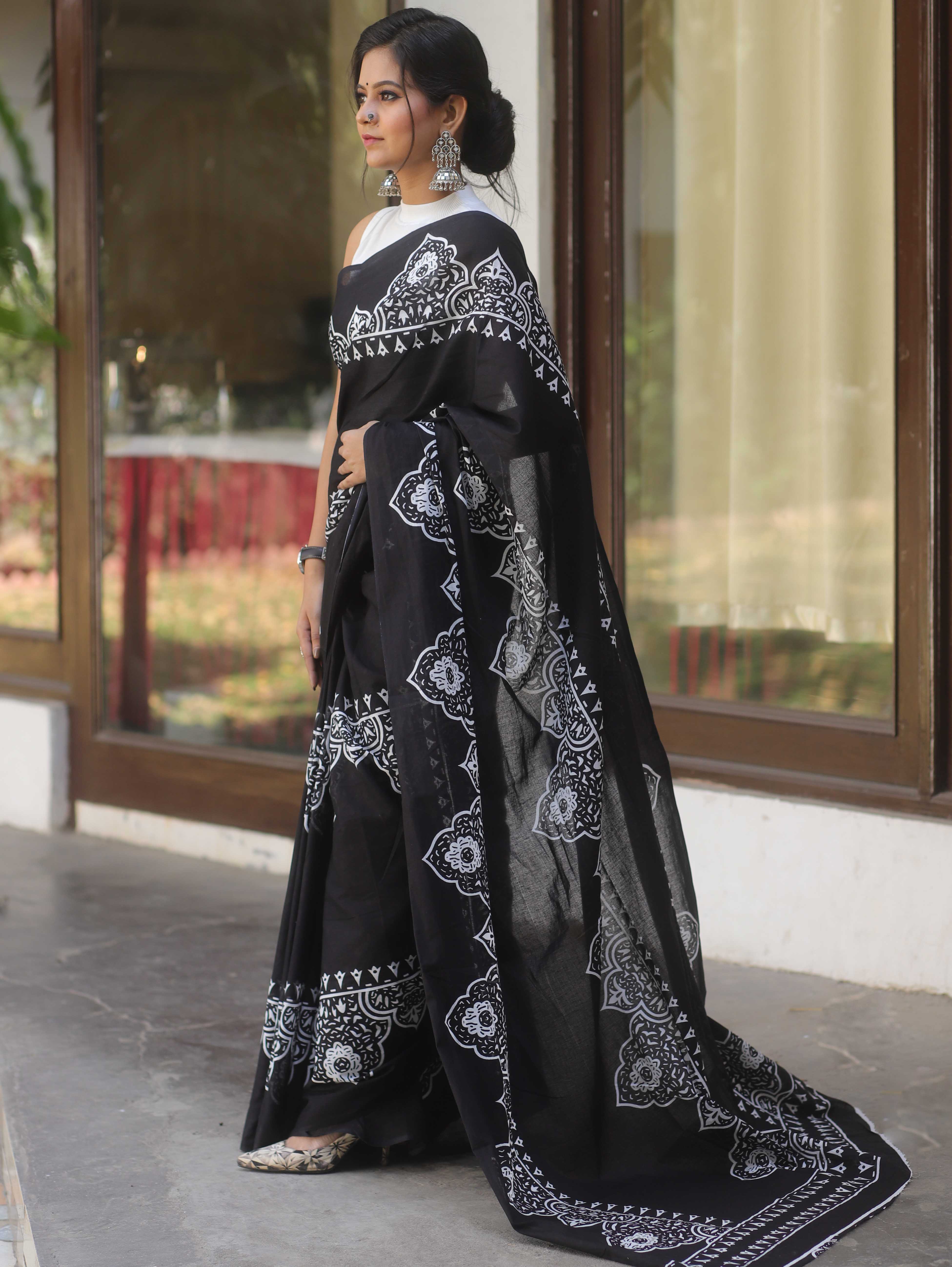 Handloom Mul Cotton Hand-Block Print Saree-Black