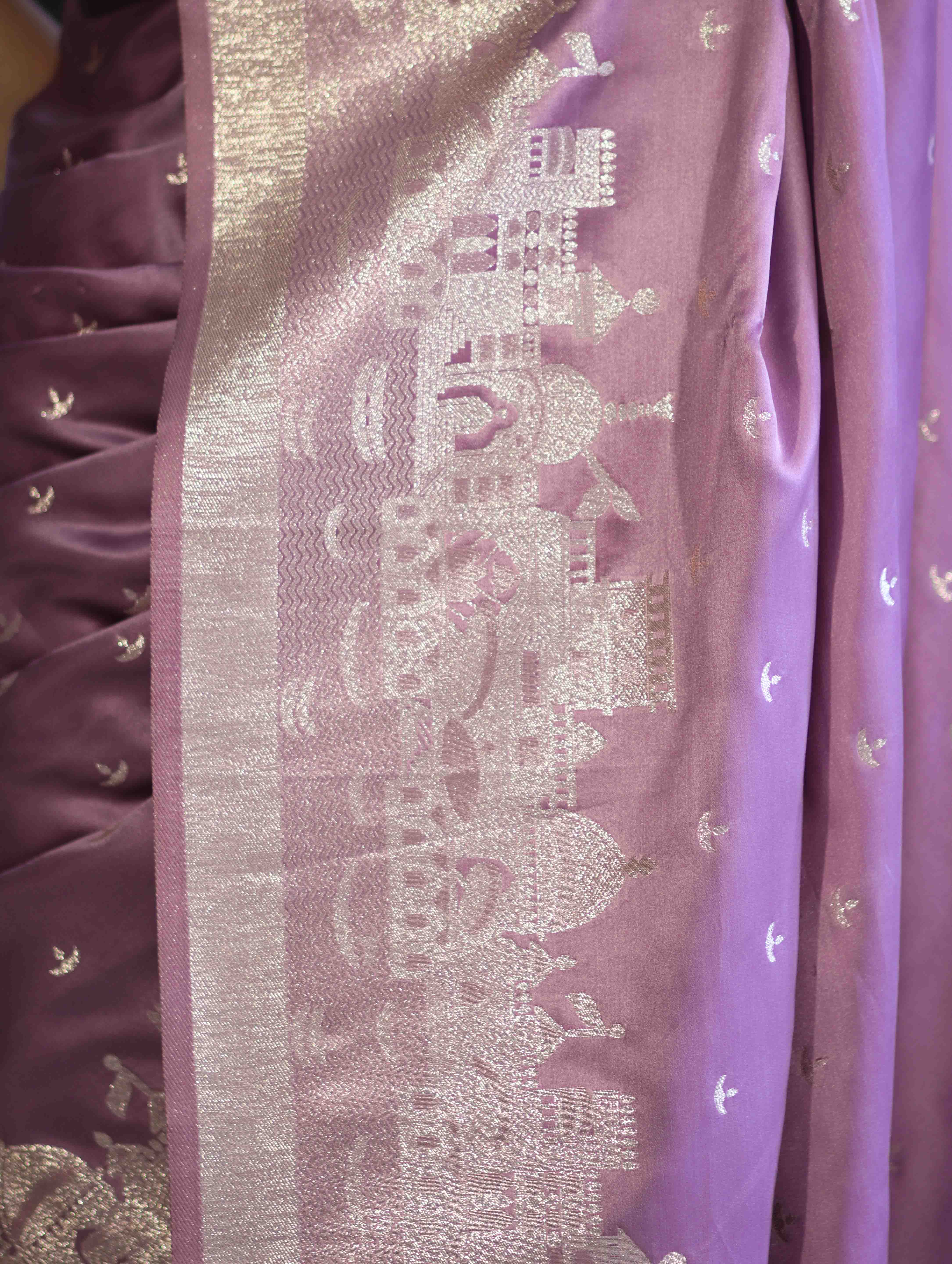 Banarasee Handloom Soft Silk Saree With Diya Design & Ganga Ghat Zari Border-Pastel Pink